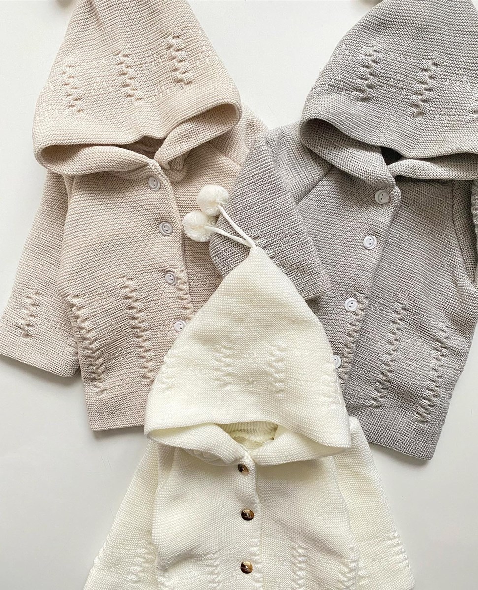 Önden Düğmeli Şapkası Ponponlu Triko Unısex Hırka