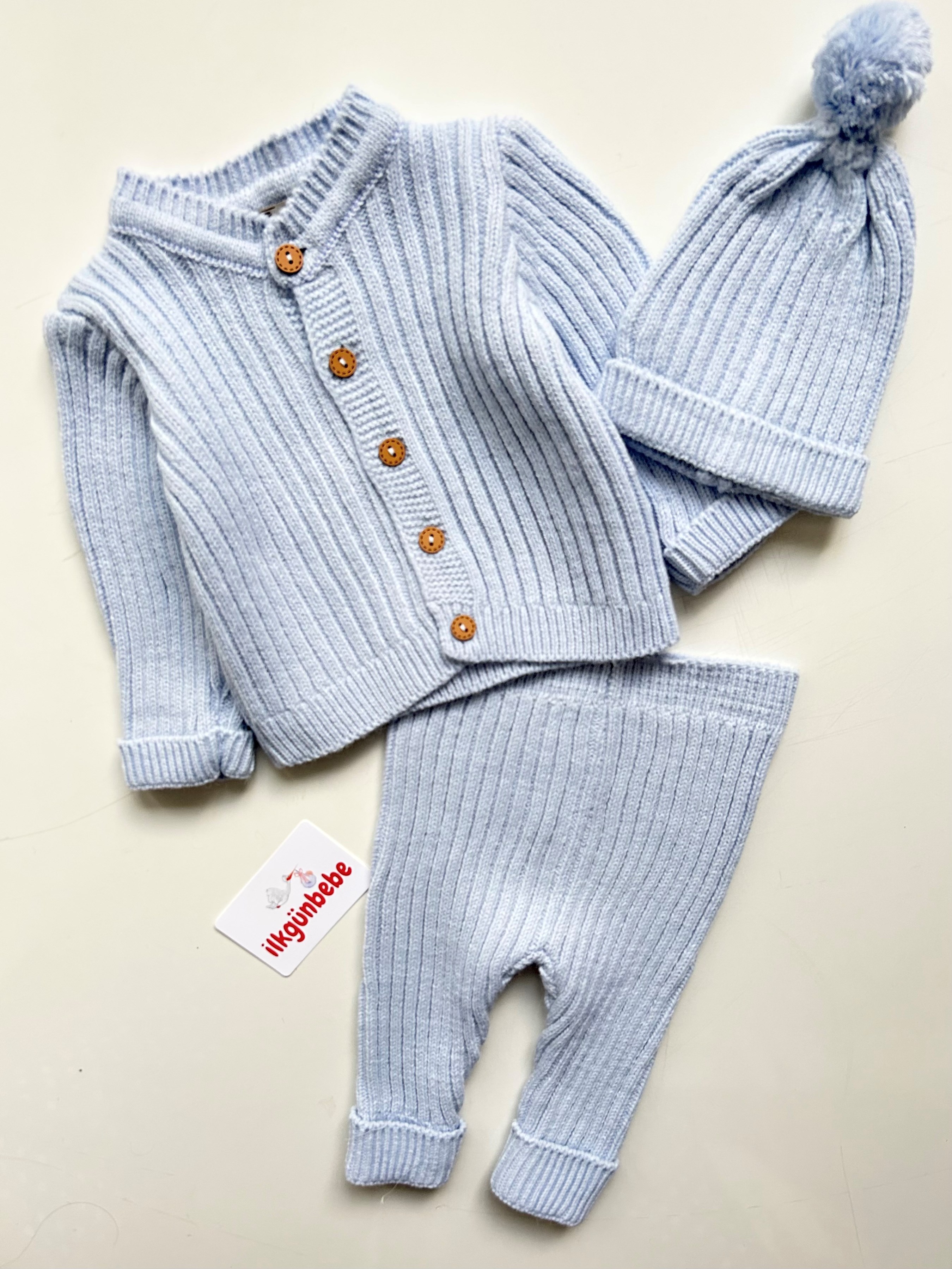 Lucas Şapkalı Düğmeli Triko Premium 3’lü Unisex Takım