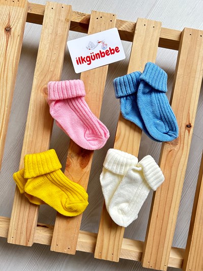 Kıvrık %100 Pamuklu Çorap(0-1 yaş )