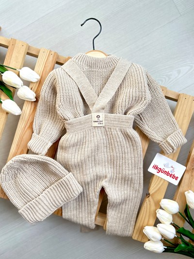 Selanik Örgüsü Kazaklı Çarpraz Askılı Salopetli Şapkalı Set