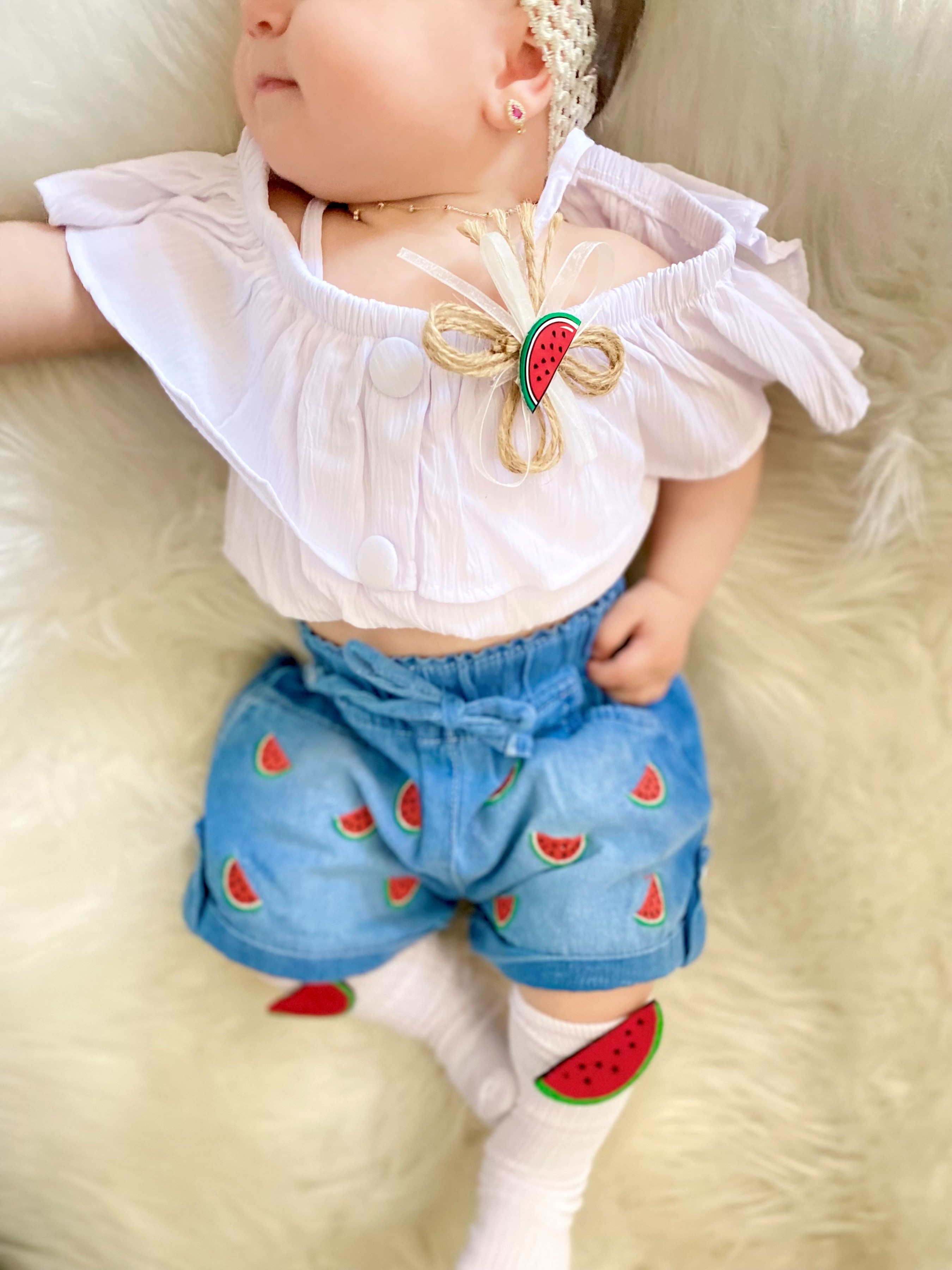 müslin kumaş askılı crop kot şortlu karpuz detaylı 2’li takım