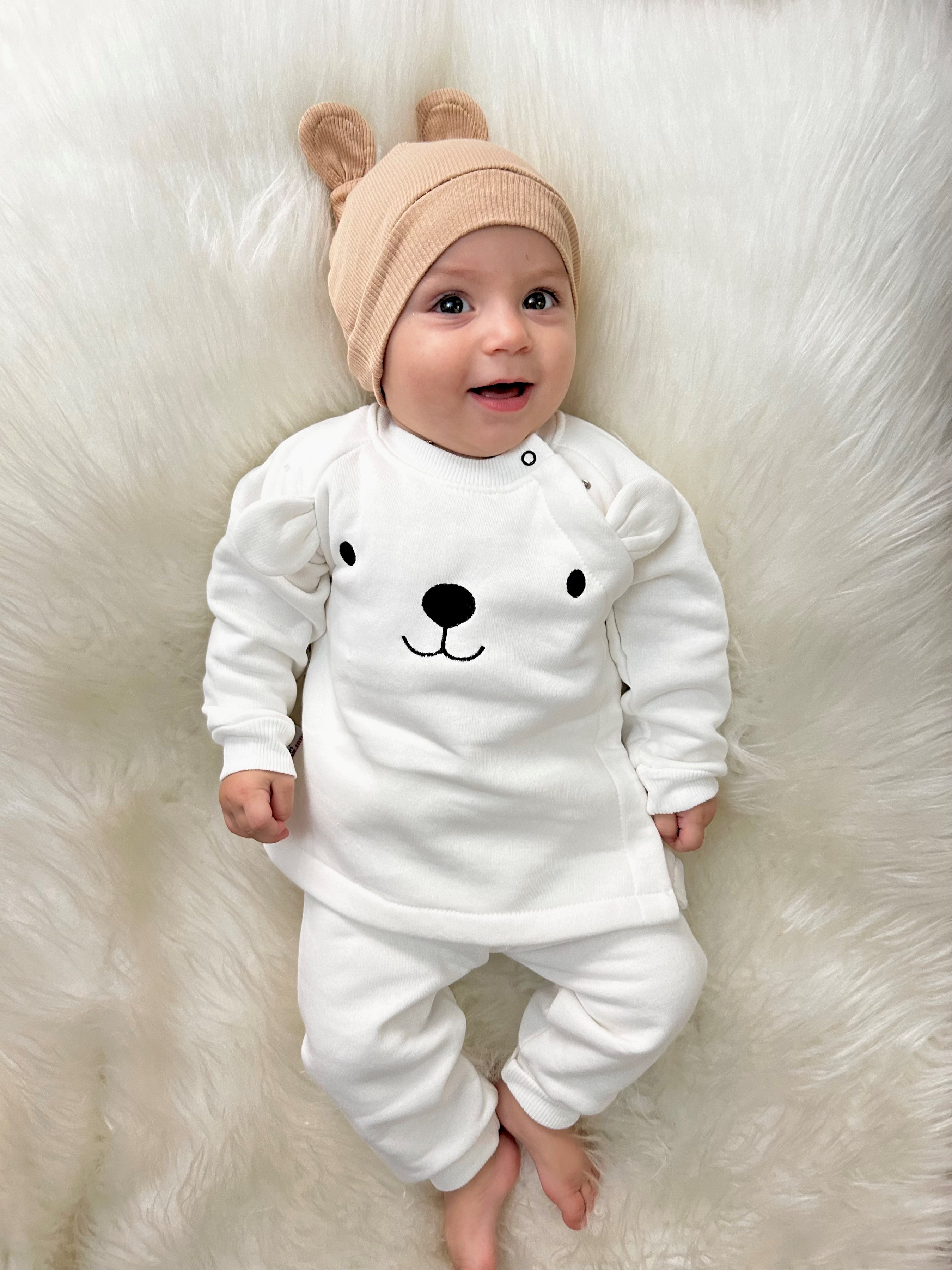 Sevimli Köpek Baskılı Önden Çıtçıtlı 3 İp Polarlı Şapkalı 3’lü Takım