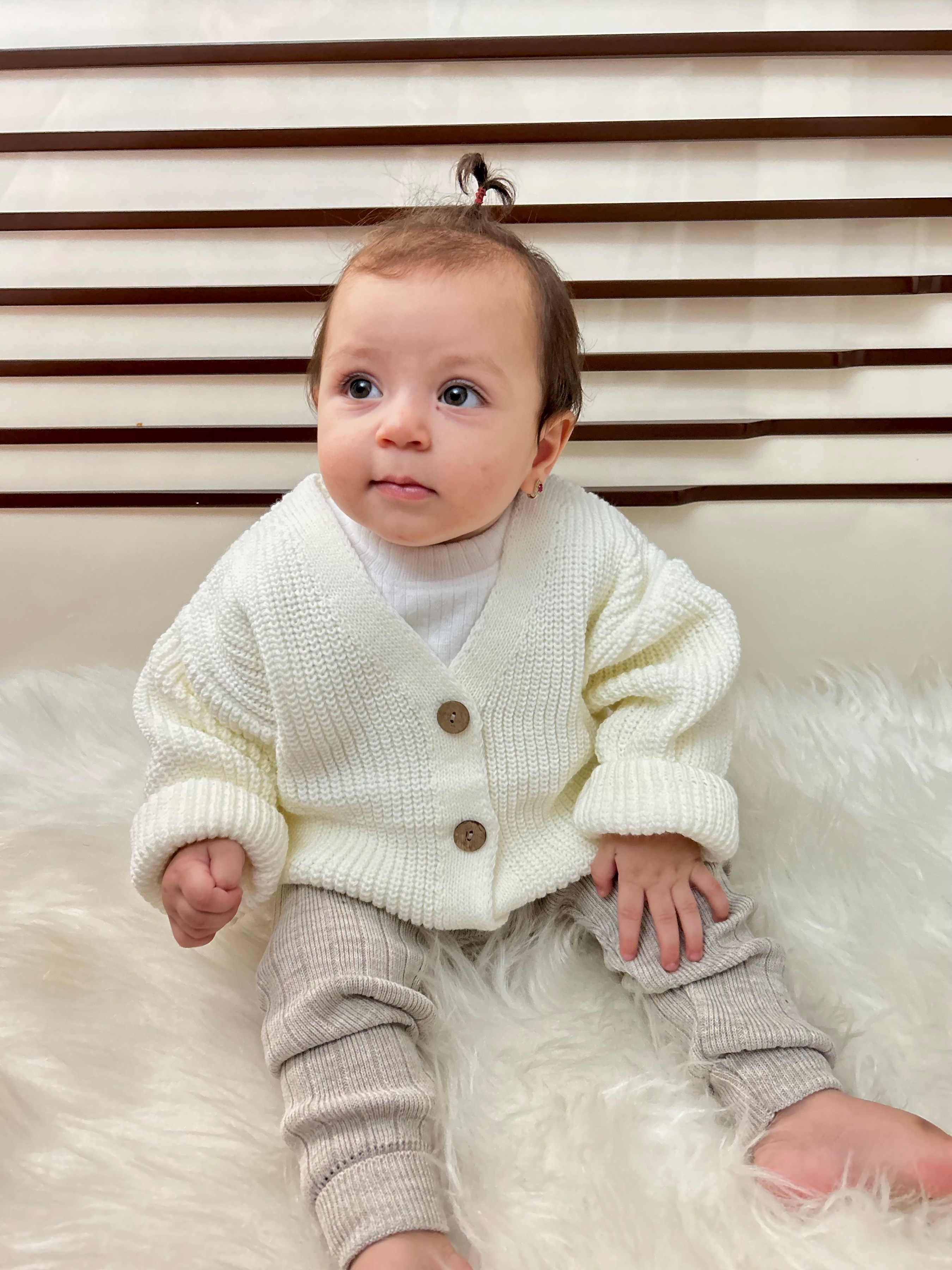 Selanik Örgüsü Triko Tahta Düğmeli Oversize Basic Unisex Model Hırka