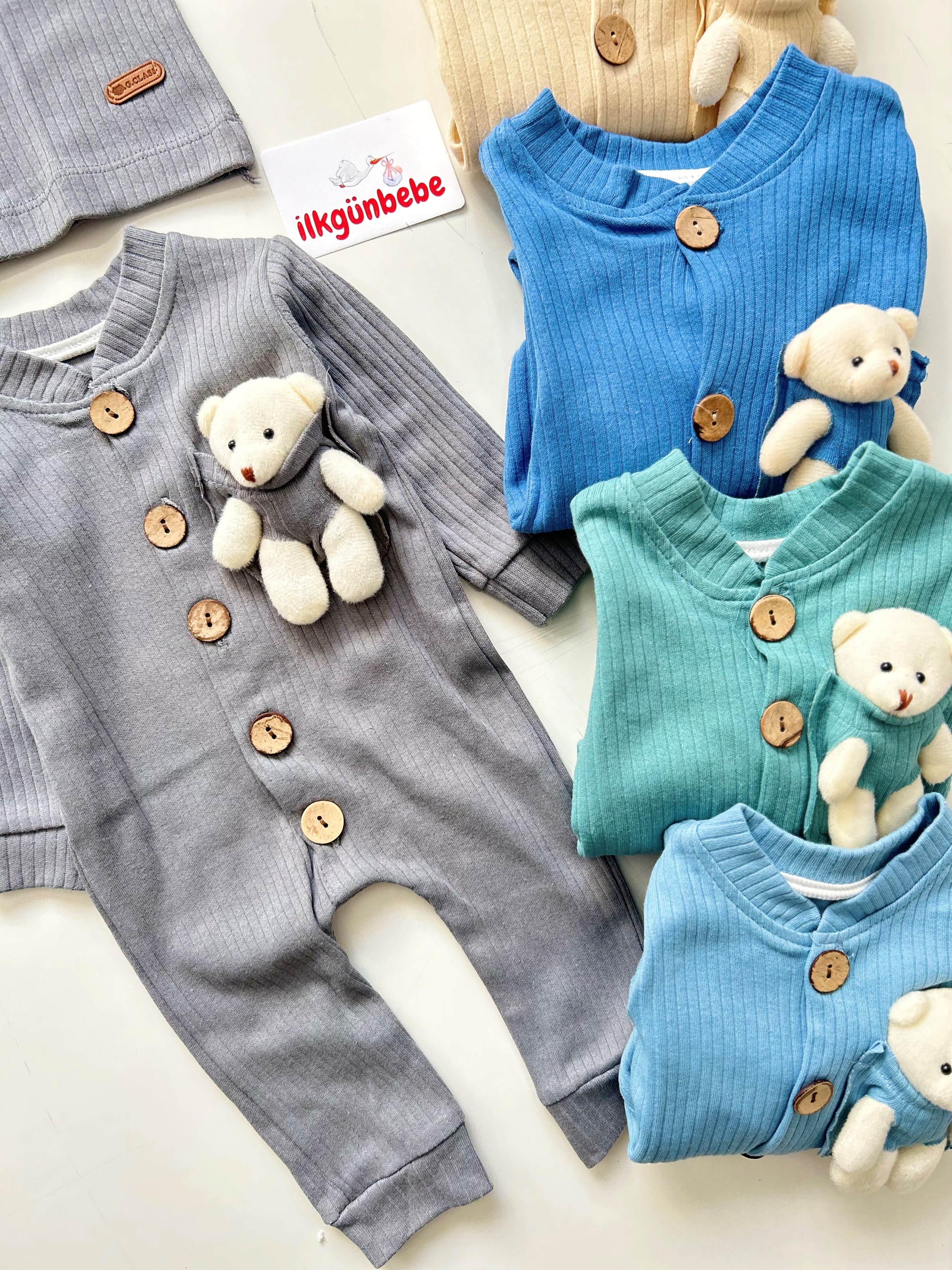 Oyuncak Ayılı Ribanalı Esnek Kumaş Şapkalı Mevsimlik Tulum