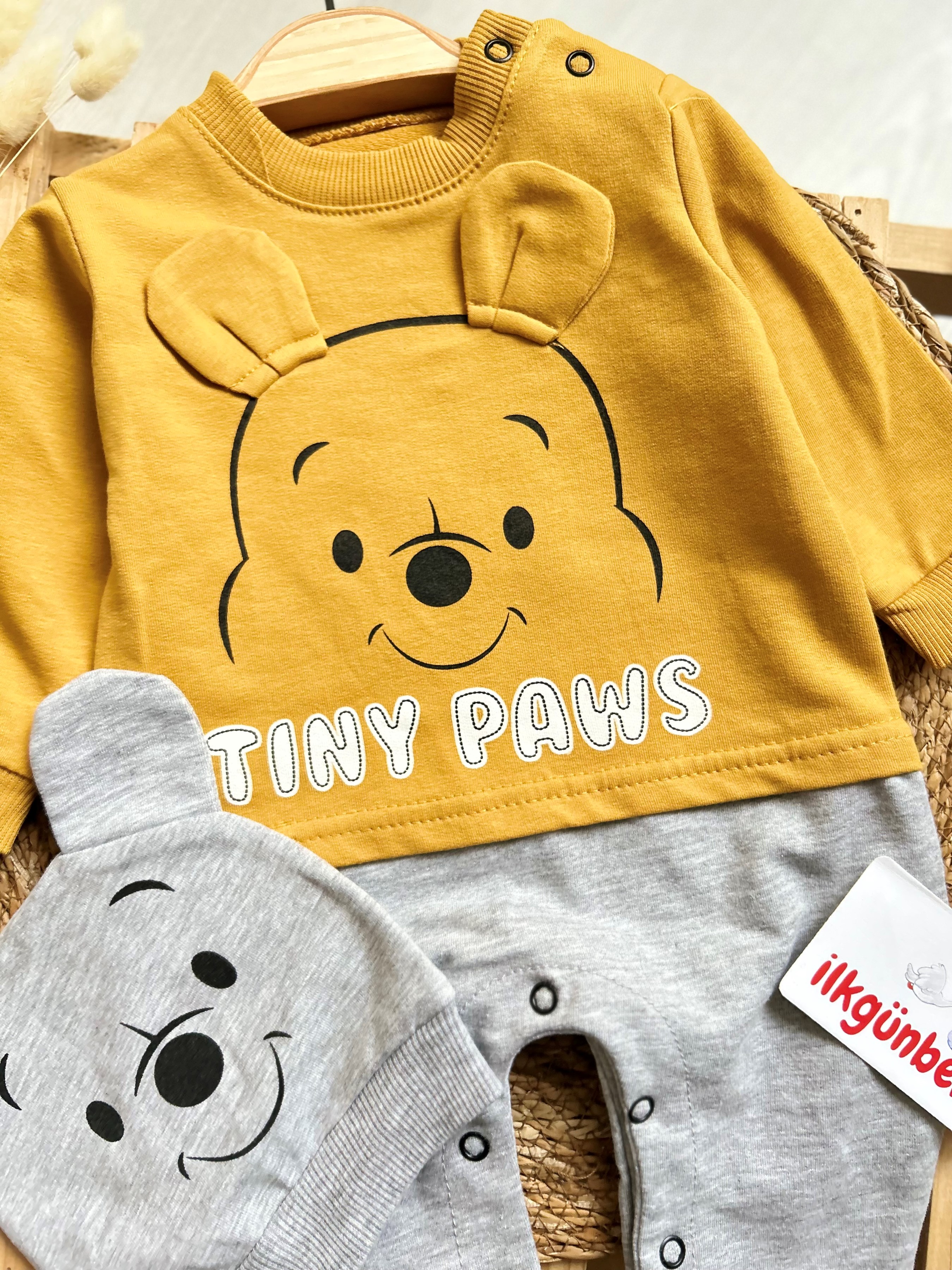 Tiny Pows Baskılı Pooh Şapkalı Unisex Tulum