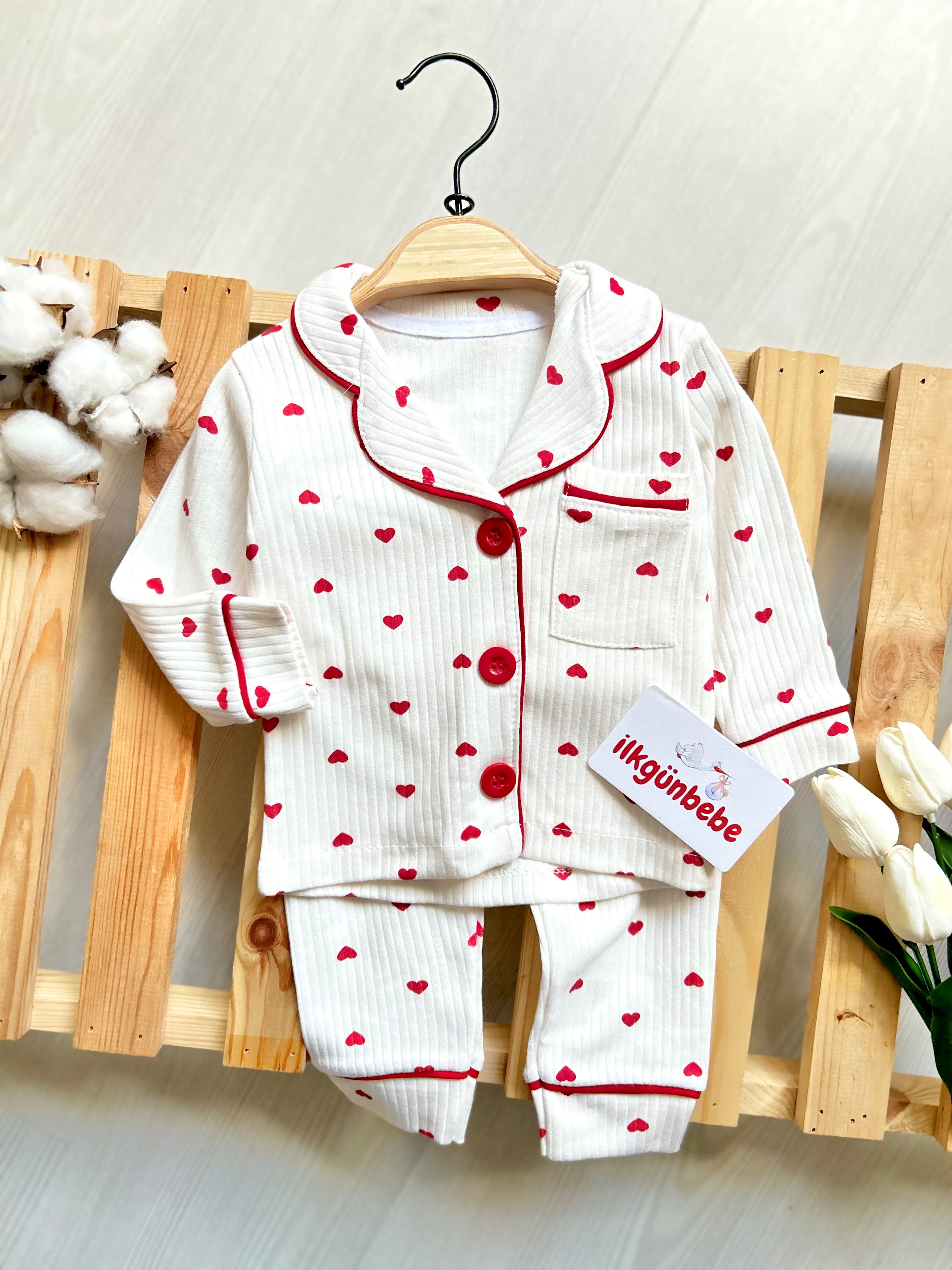 Kalp Desenli %100 Pamuk Bebe Yakalı Esnek Kumaş Pijama