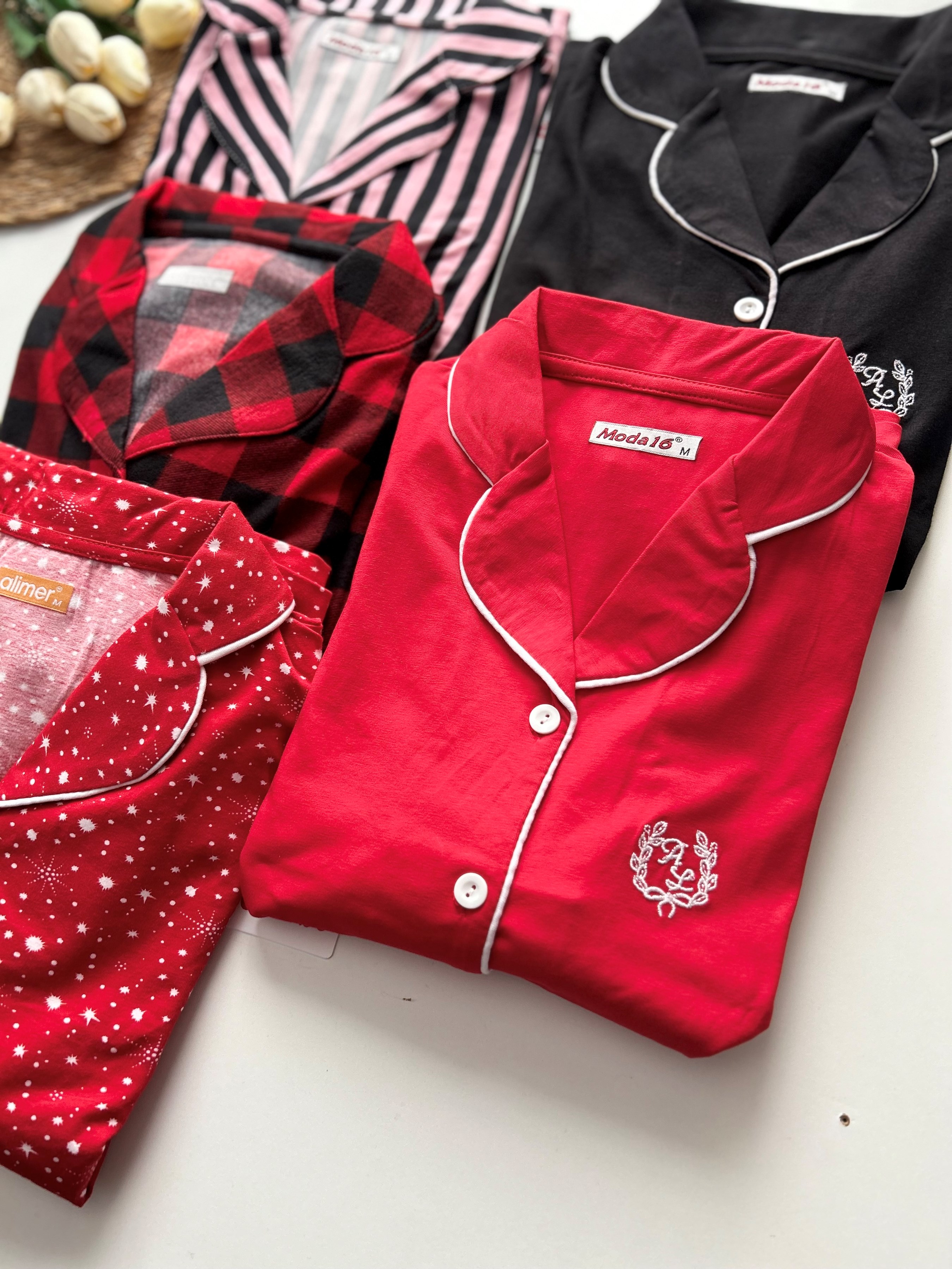     Likralı Önden Düğmeli Likralı Bayan %100 Pamuk Mevsimlik Pijama 