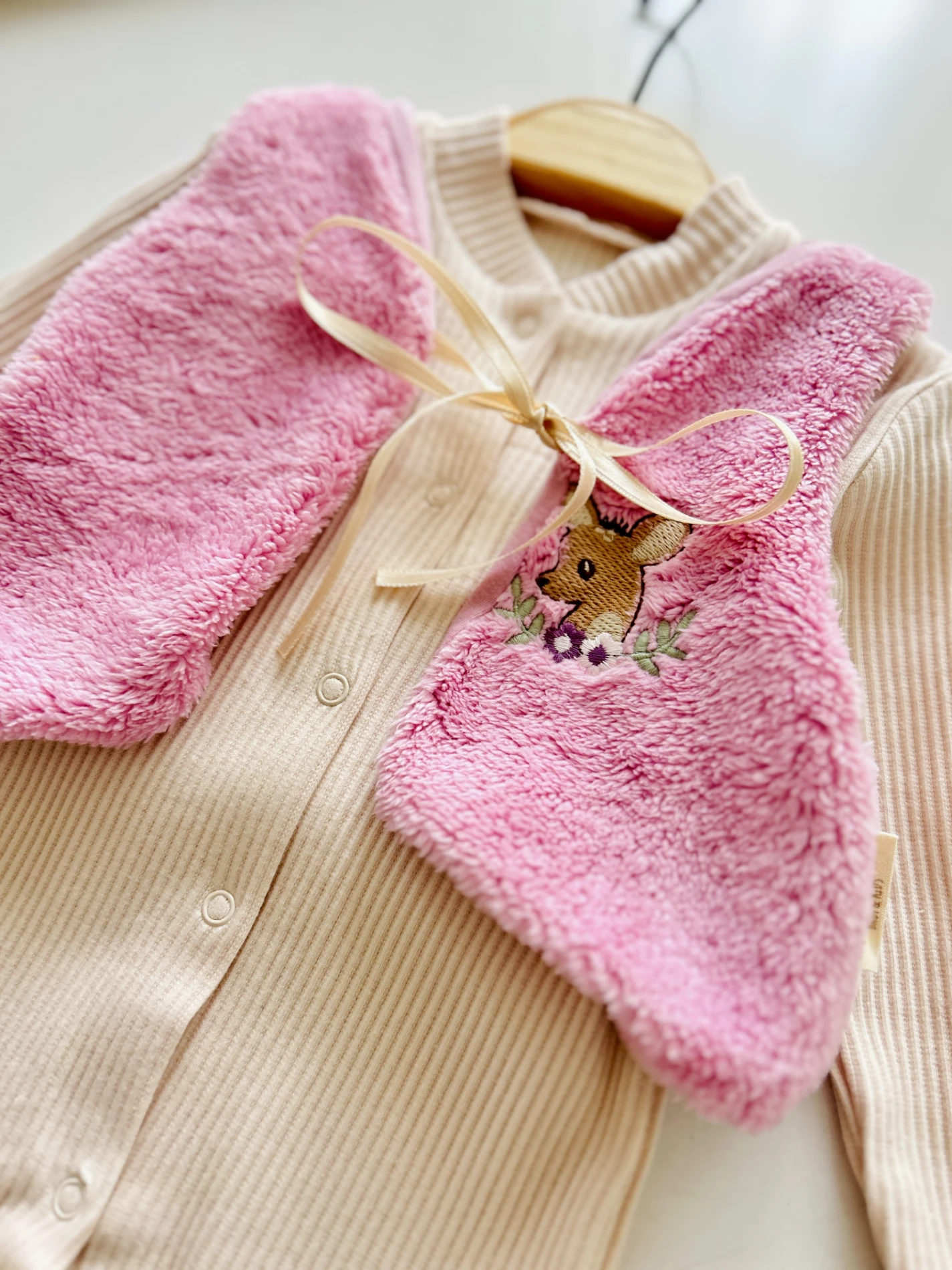 Geyik Nakışlı Peluş Çıkarılabilir Yelekli Fitilli Kumaş %100 Pamuk Tulum 