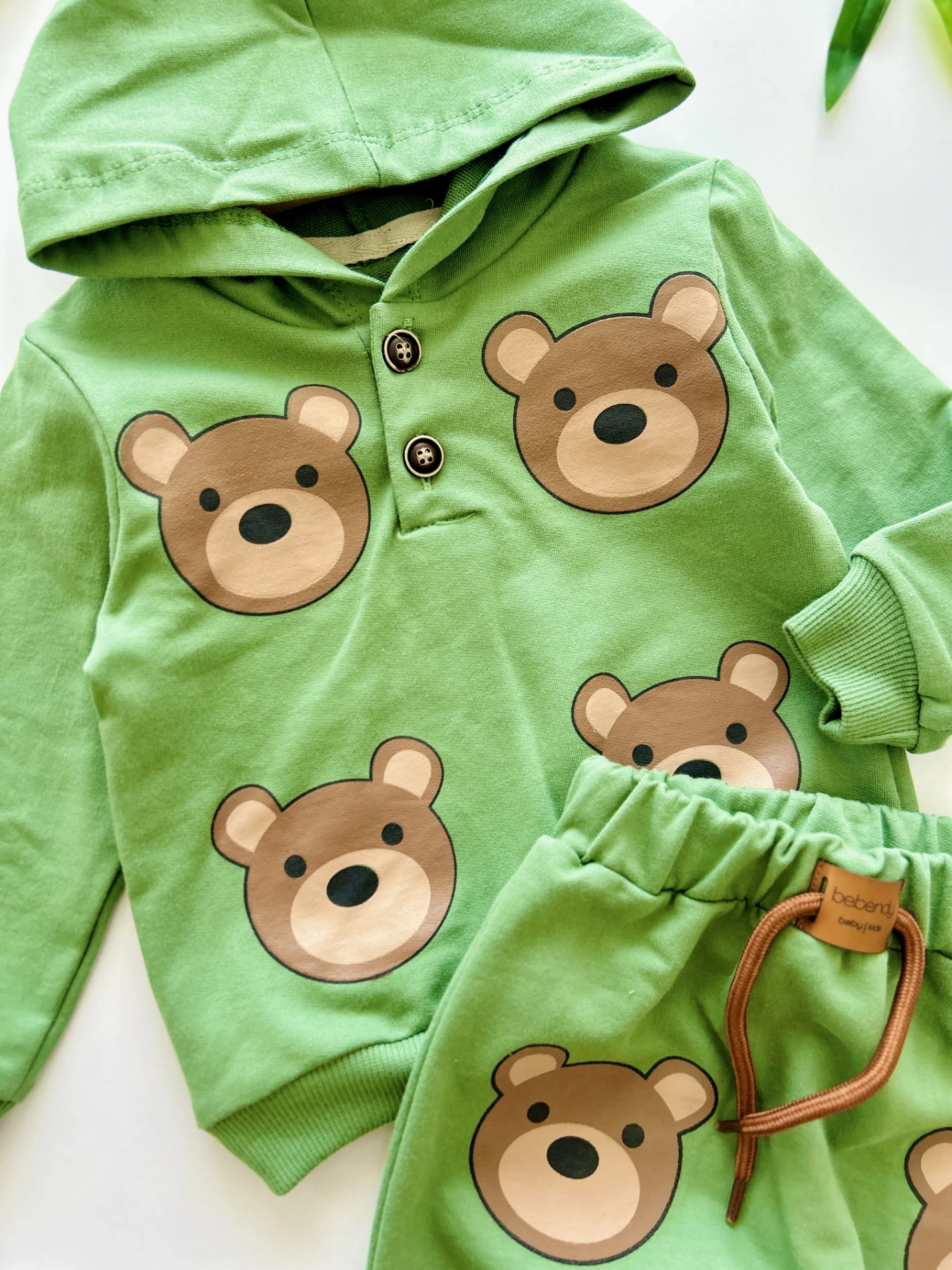 Teddy Kapüşonlu Ahşap Düğmeli Sweatli 2’li Mevsimlik Takım