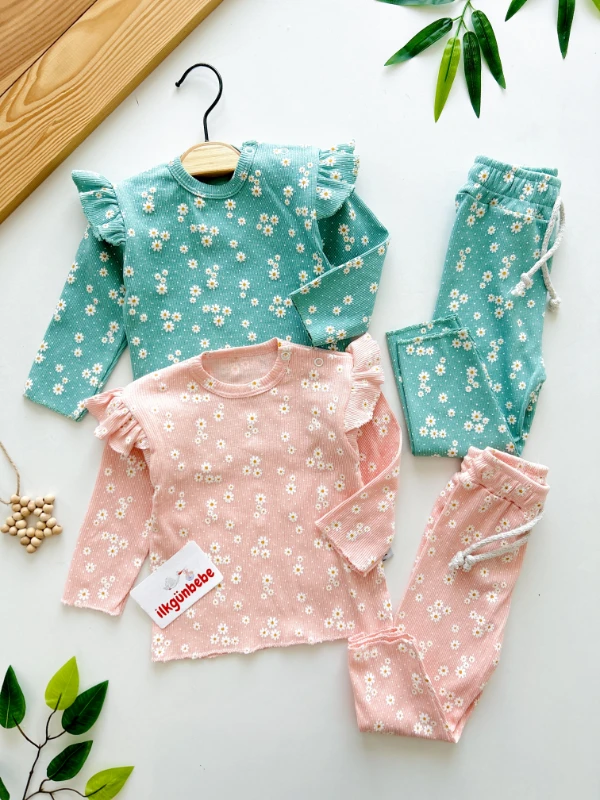 Minik Papatya Desenli Ribanalı Esnek Kumaş Omuzdan Fırfırlı Alt Üst Takım