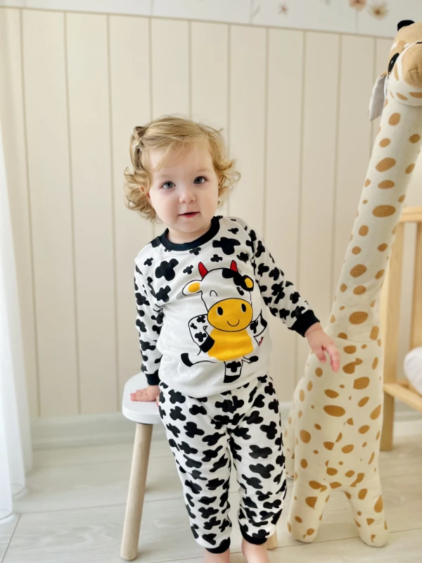 İnek Desenli Sevimli Pijama Takımı 