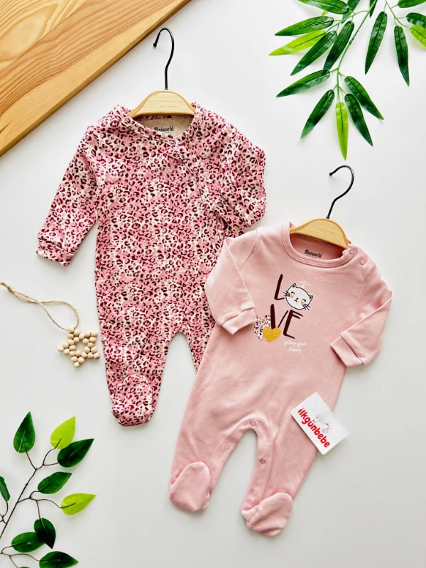 Love Sevimli Kedicik & Leopar Desenli %100 Pamuk Kendinden Ayaklı 2’li Tulum Set