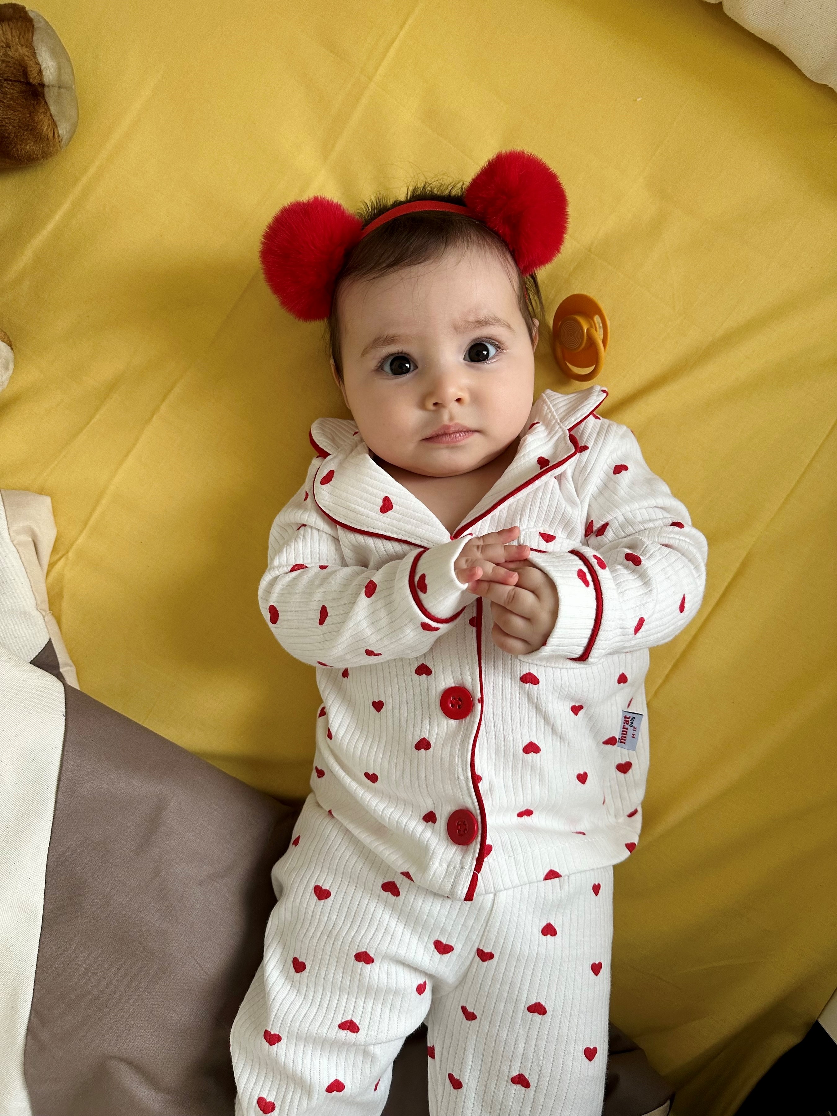 Minik Kalp Desenli Bebe Yakalı %100 Pamuk Pijama Takımı