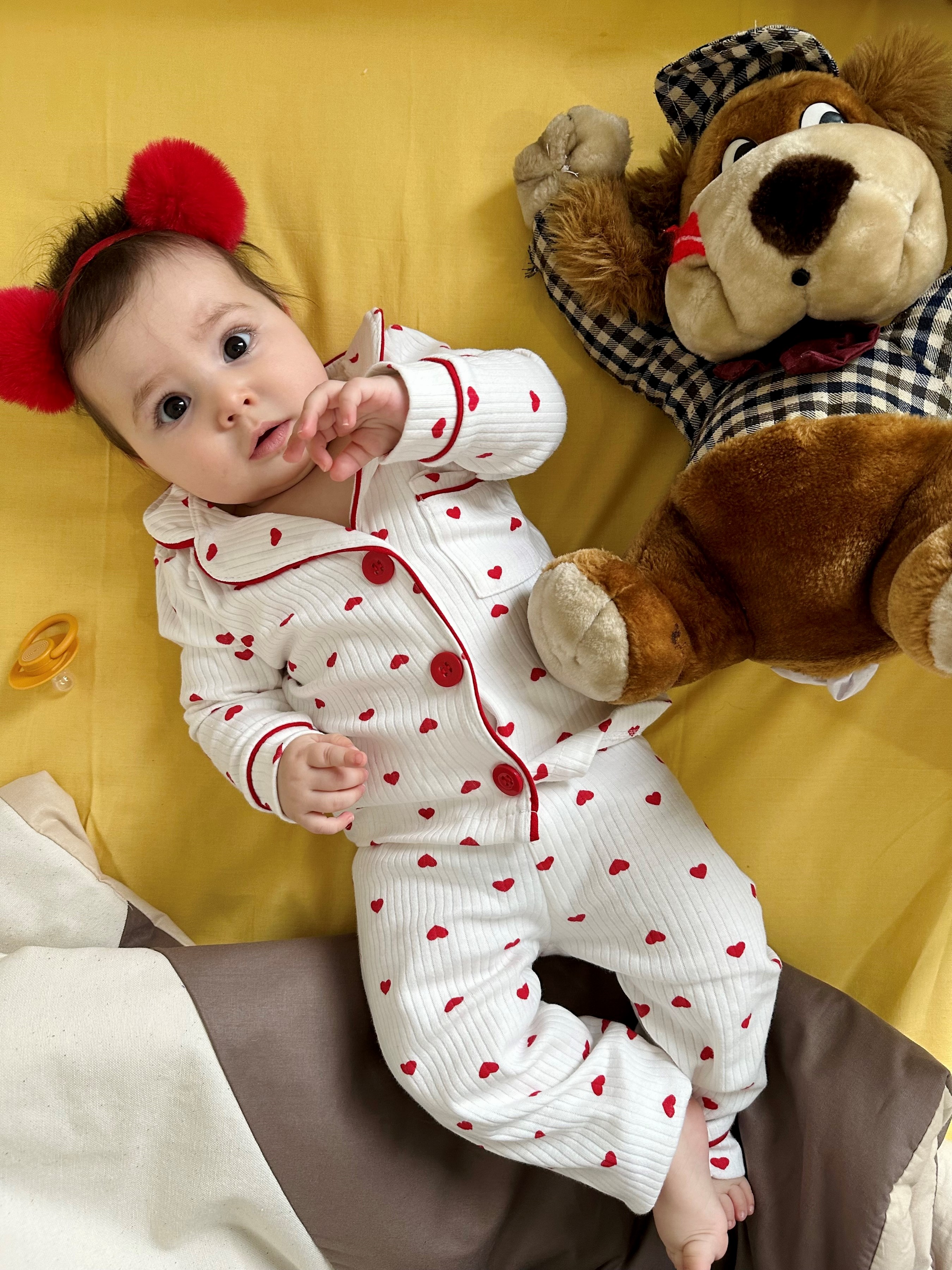 Minik Kalp Desenli Bebe Yakalı %100 Pamuk Pijama Takımı