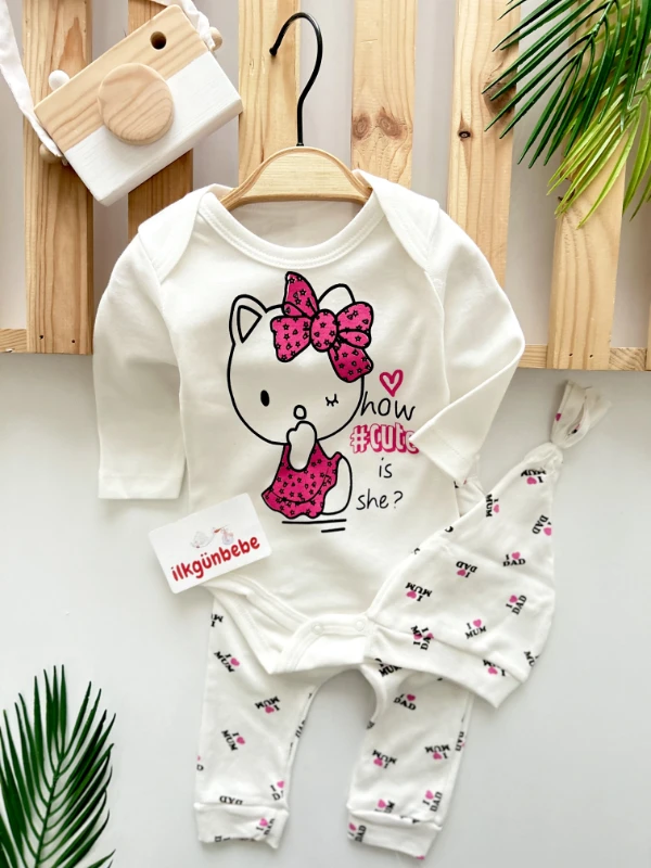 Hello Kitty  Şapkalı 3’lü Pamuklu Set