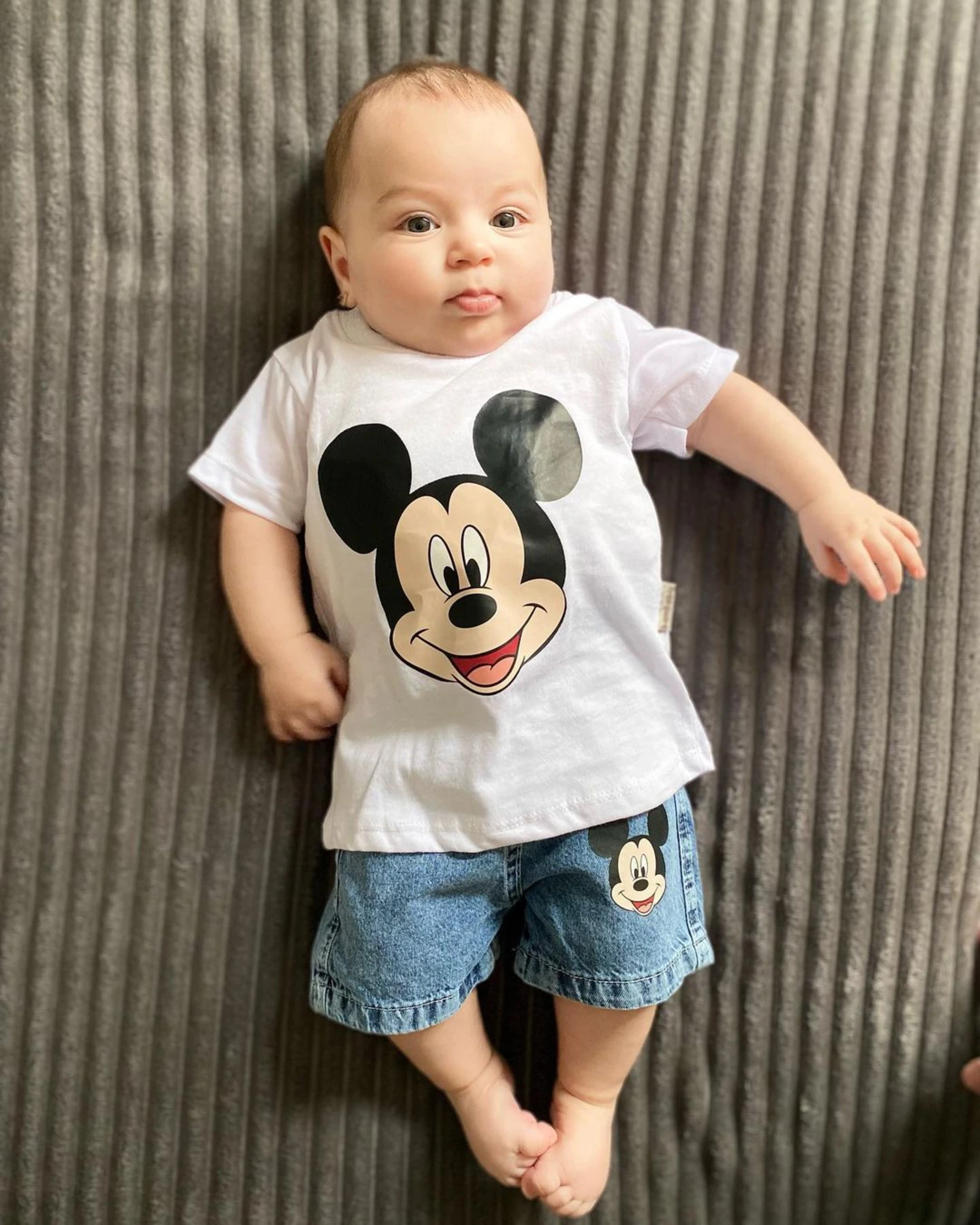 Mickey Mouse Baskılı Kot Şortlu  Unisex 2’li Premium Takım