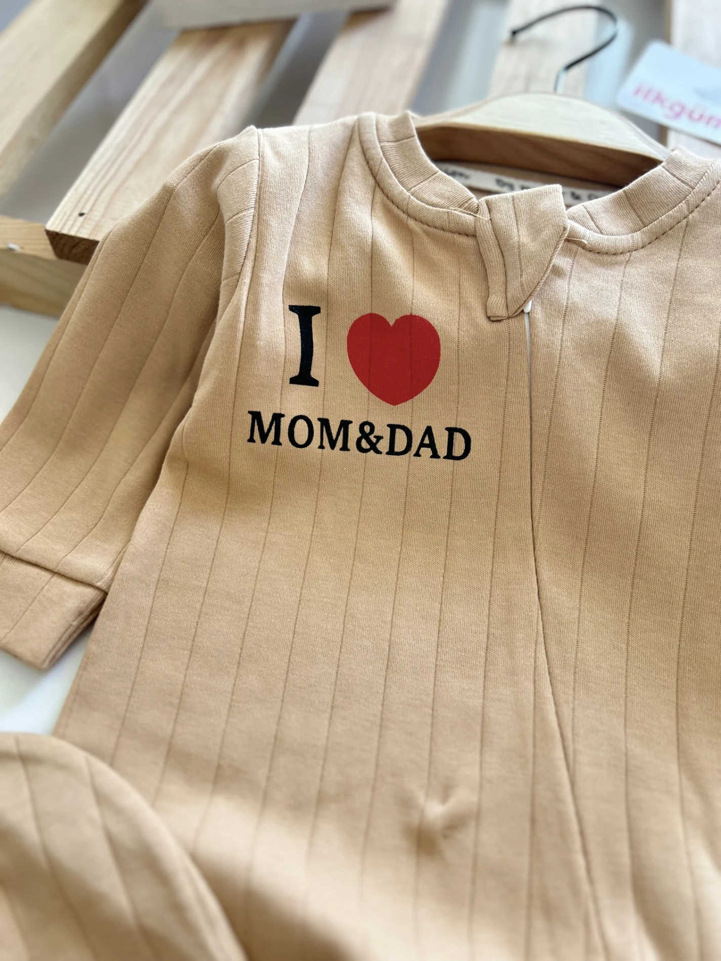 I Love Mom Dad Baskılı Kalp Şapkalı Unisex Mevsimlik Tulum Set