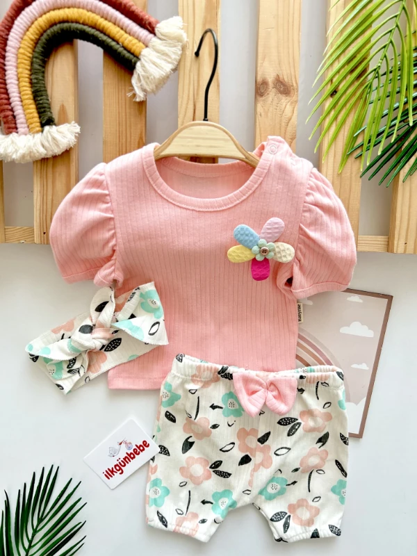 Çiçek Desenli Balon Kollu Tişörtlü Bandanalı Fiyonklu Şortlu 3’lü Takım