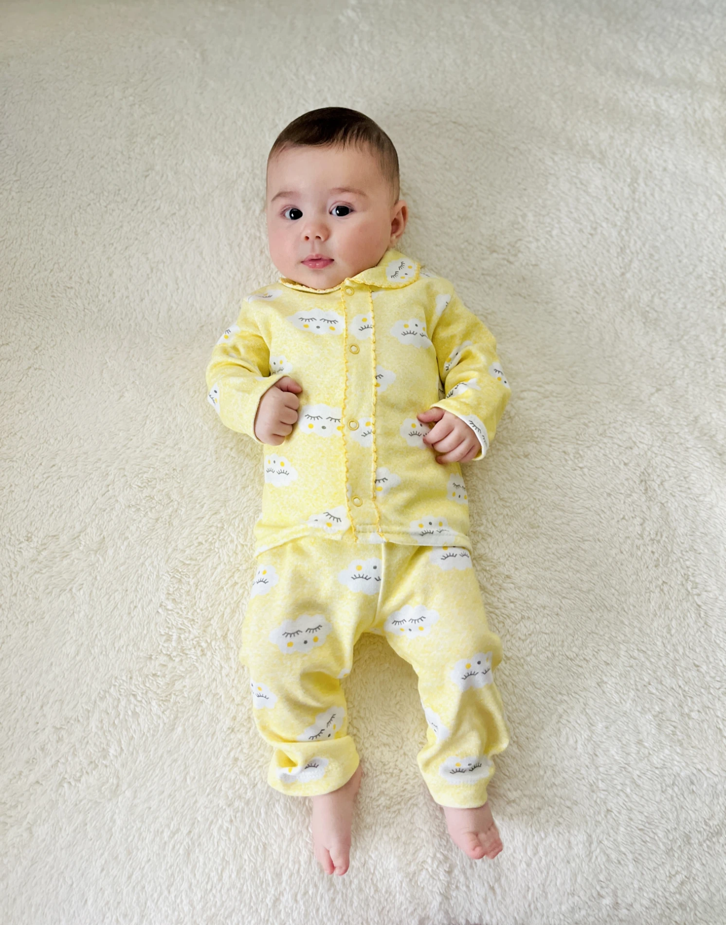 Bebe Yakalı Bulut Baskılı %100 Pamuk Pijama Takımı