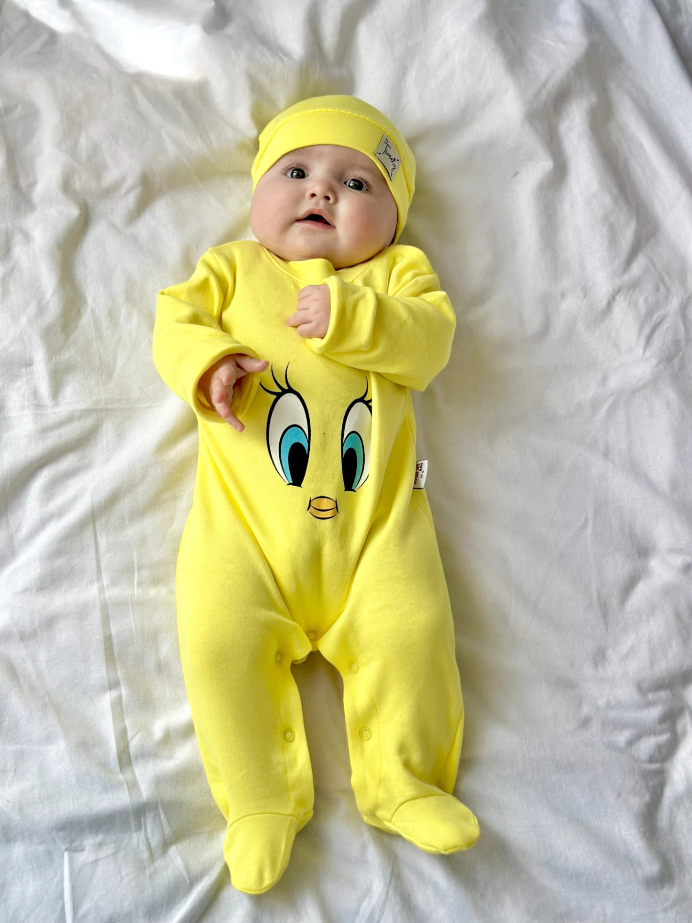 Tweety desenli %100 Pamuk Şapkalı Unisex Tulum Set