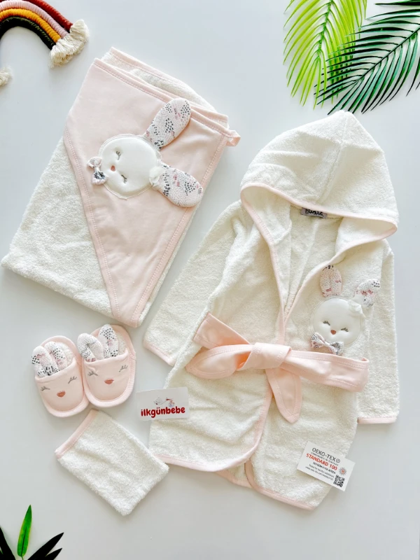 4 Parça Bornozlu Havlulu %100 Pamuk Organik Set