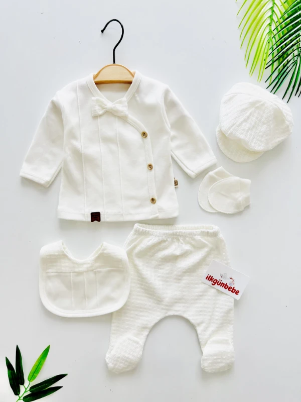 Clas Boy 5 Parça Papyonlu Sade %100 Pamuk Yenidoğan Hastane Çıkışı Seti