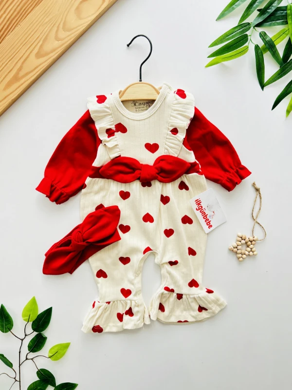 Kalp Desenli Fiyonk Detaylı %100 Pamuk Bandanalı 2’li Tulum Set