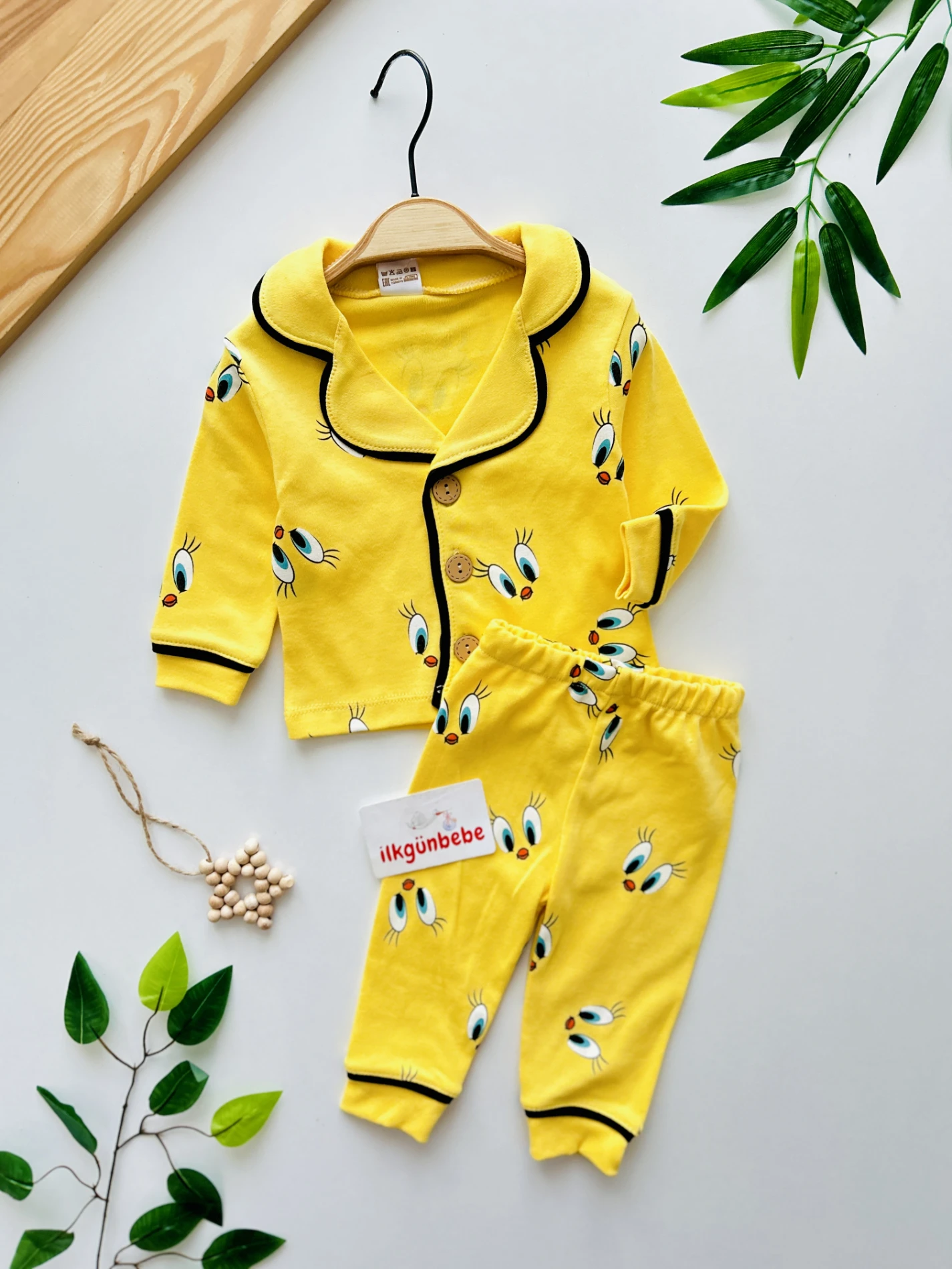 Tweety Desenli Bebe Yakalı %100 Pamuk Pijama Takımı