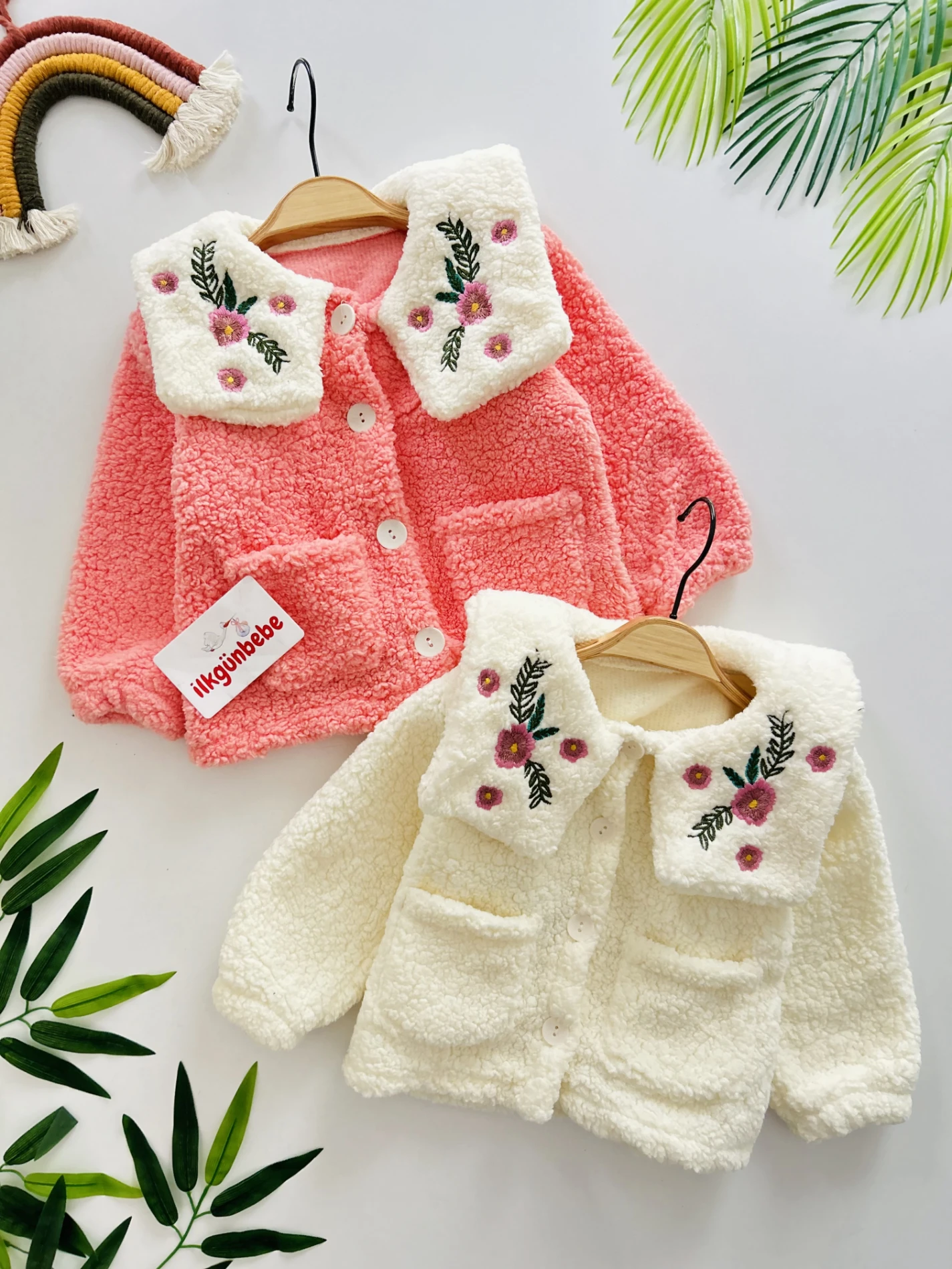 Çiçek Yaka Temalı %100 Welsoft Kışlık Mont