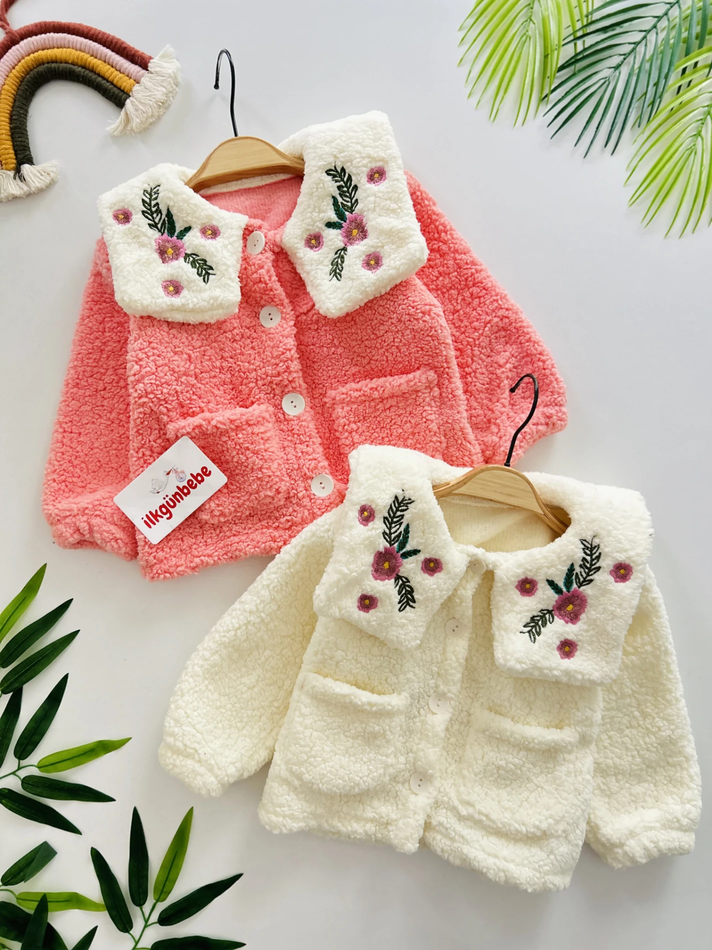 Çiçek Yaka Temalı %100 Welsoft Kışlık Mont