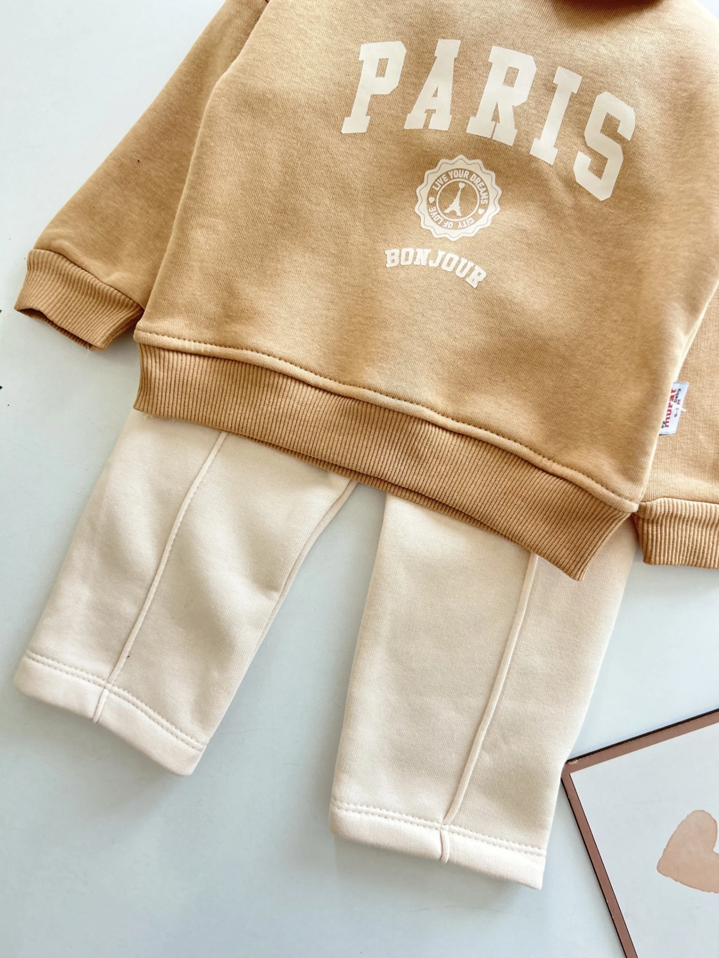 Paris Yaka Detaylı 3 İp Şardonlu Kışlık 2’li Takım