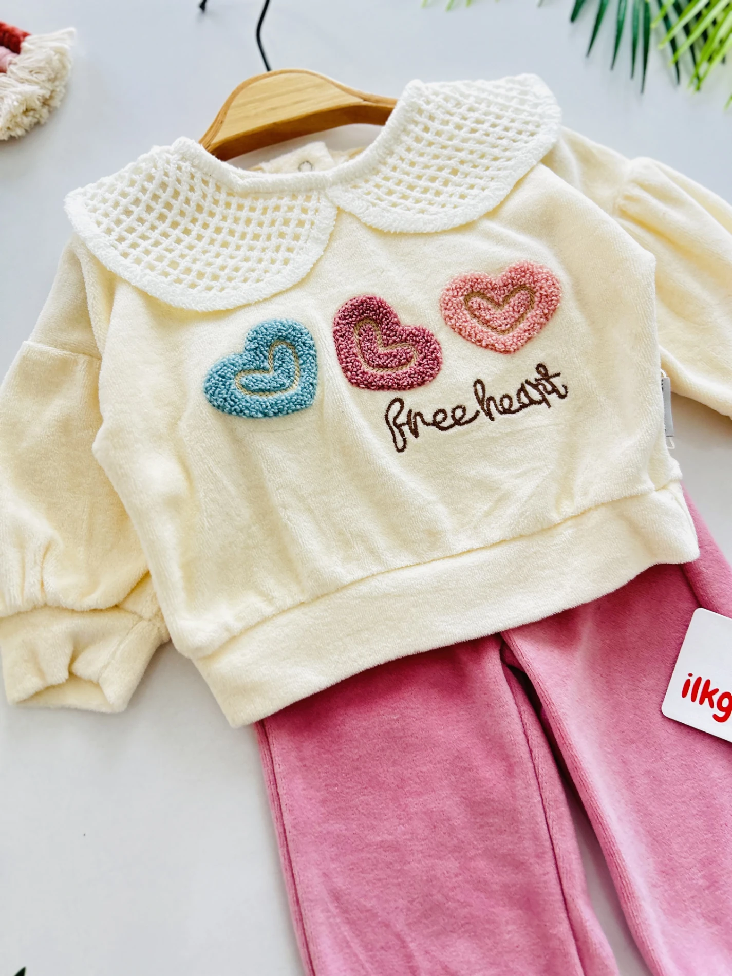 File Bebe Yaka Detaylı Kadife Kumaş Kışlık 2 Parça Takım