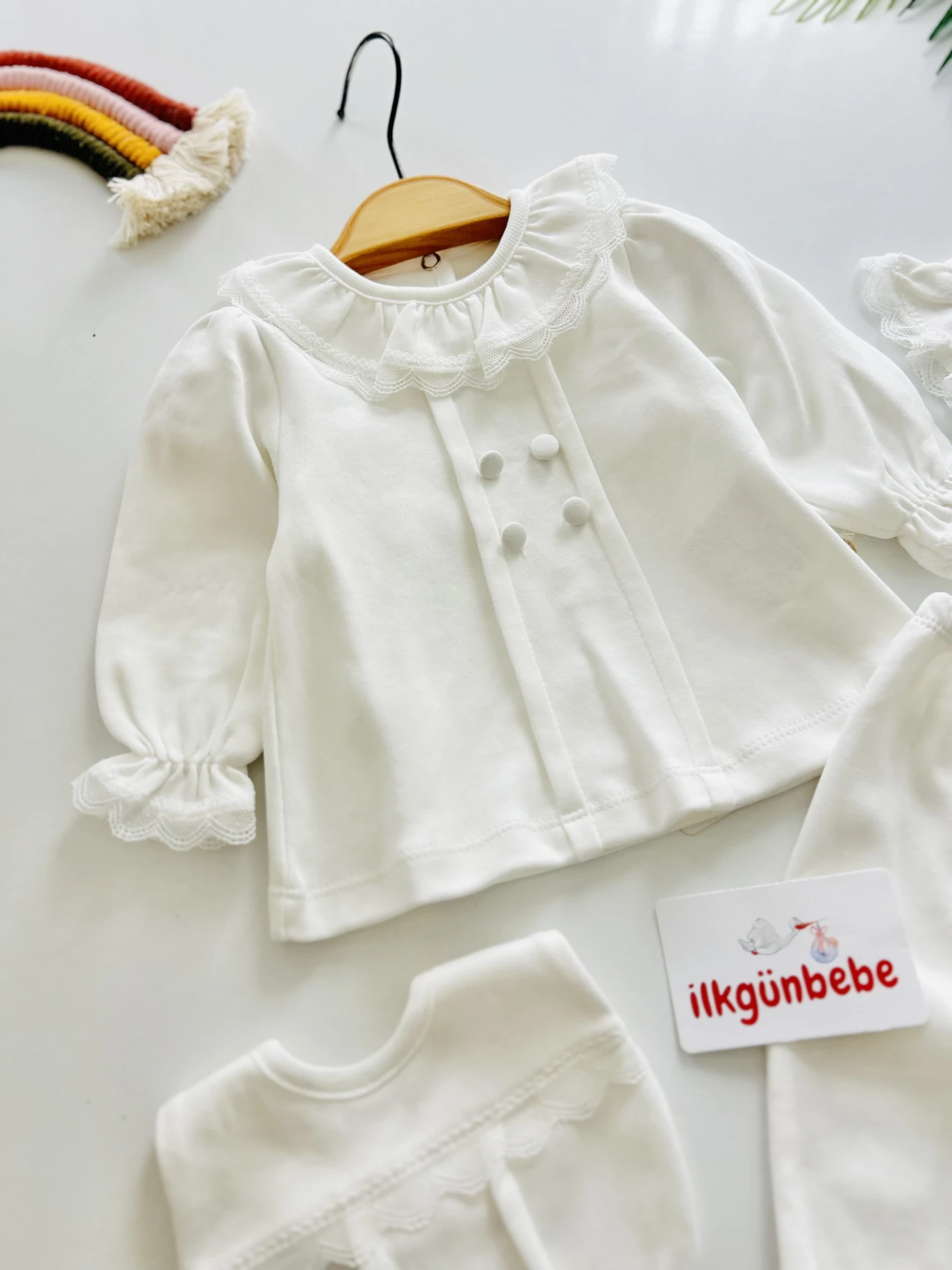 Dantelli 5 Parça %100 Pamuk Yenidoğan Set