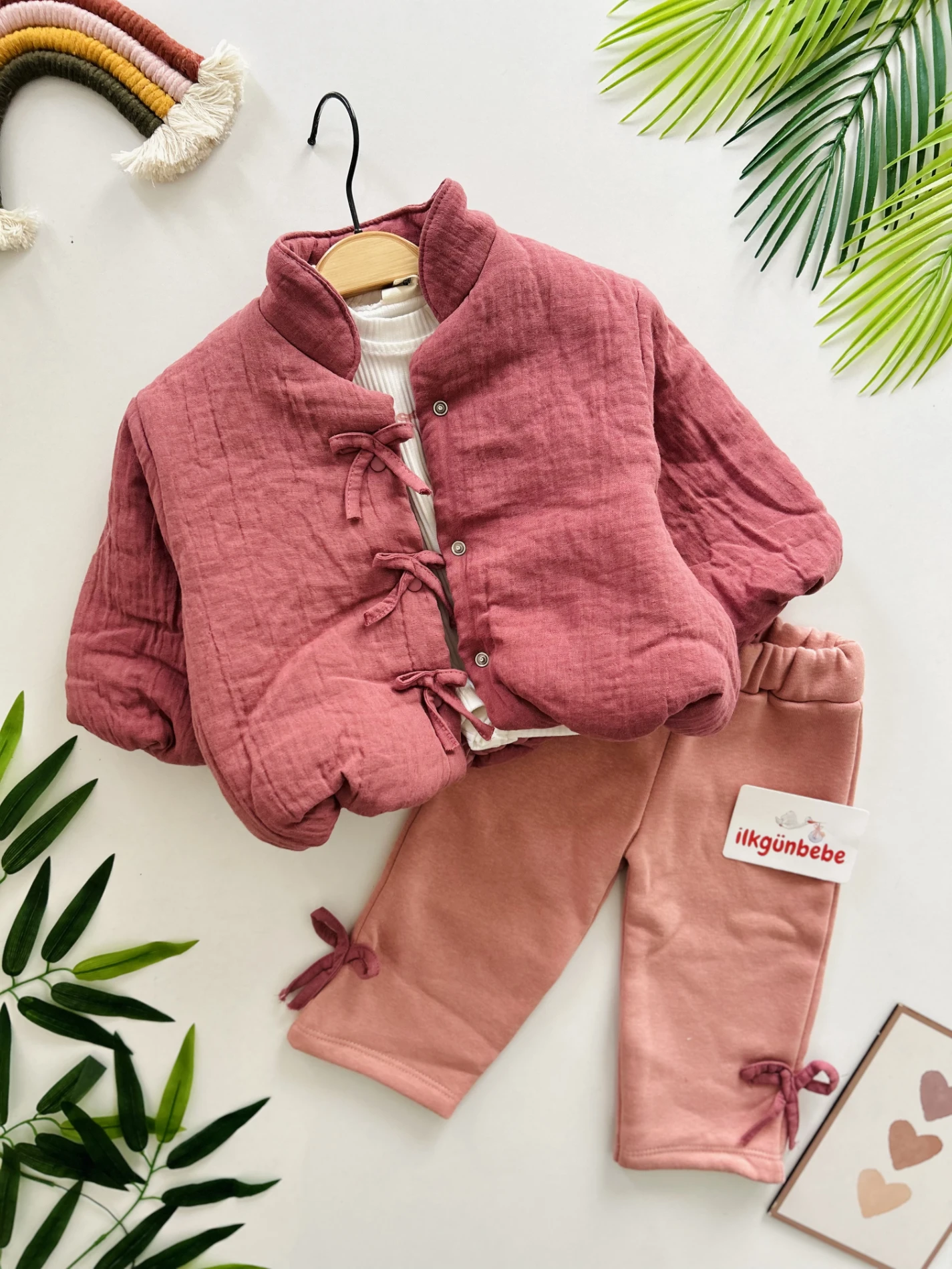 Müslin Dokulu Fiyonklu Pofuduk Ceketli 3’lü  Set