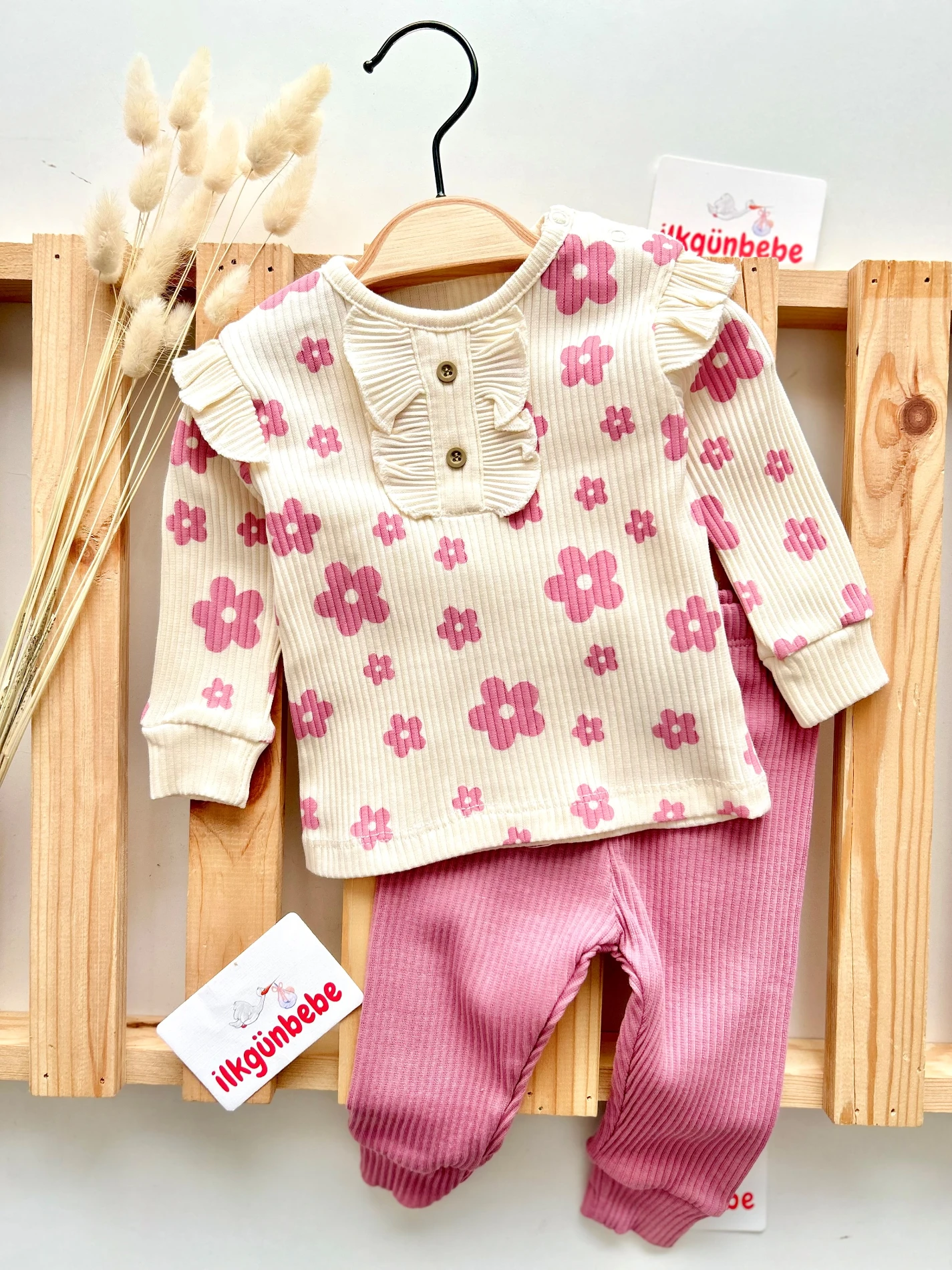 Çiçek Temalı Kaşkorse Esnek Kumaş 2’li Takım