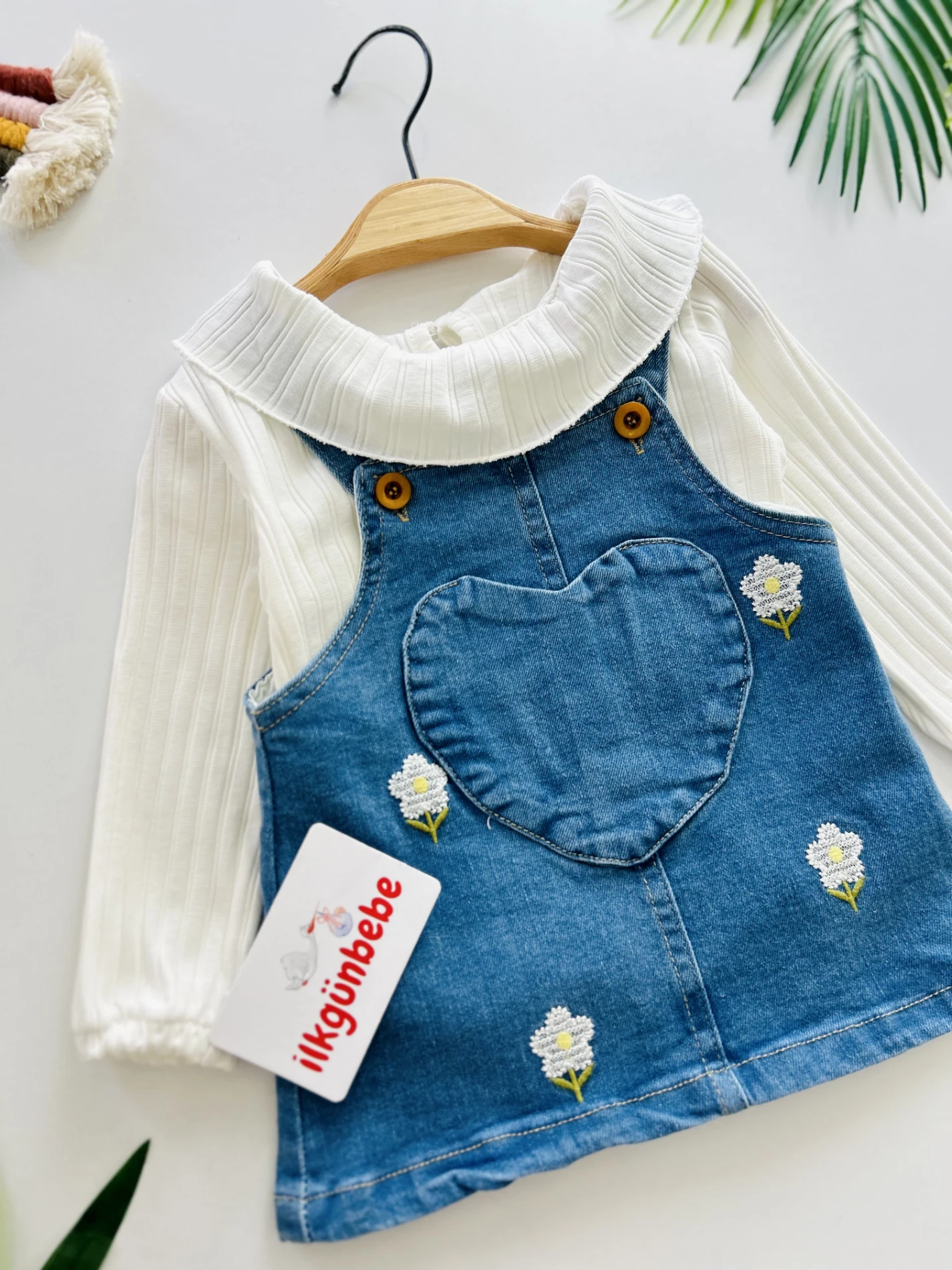 Papatya Nakışlı Kot Jileli Yaka Detaylı Esnek Bodyli 2’li Set