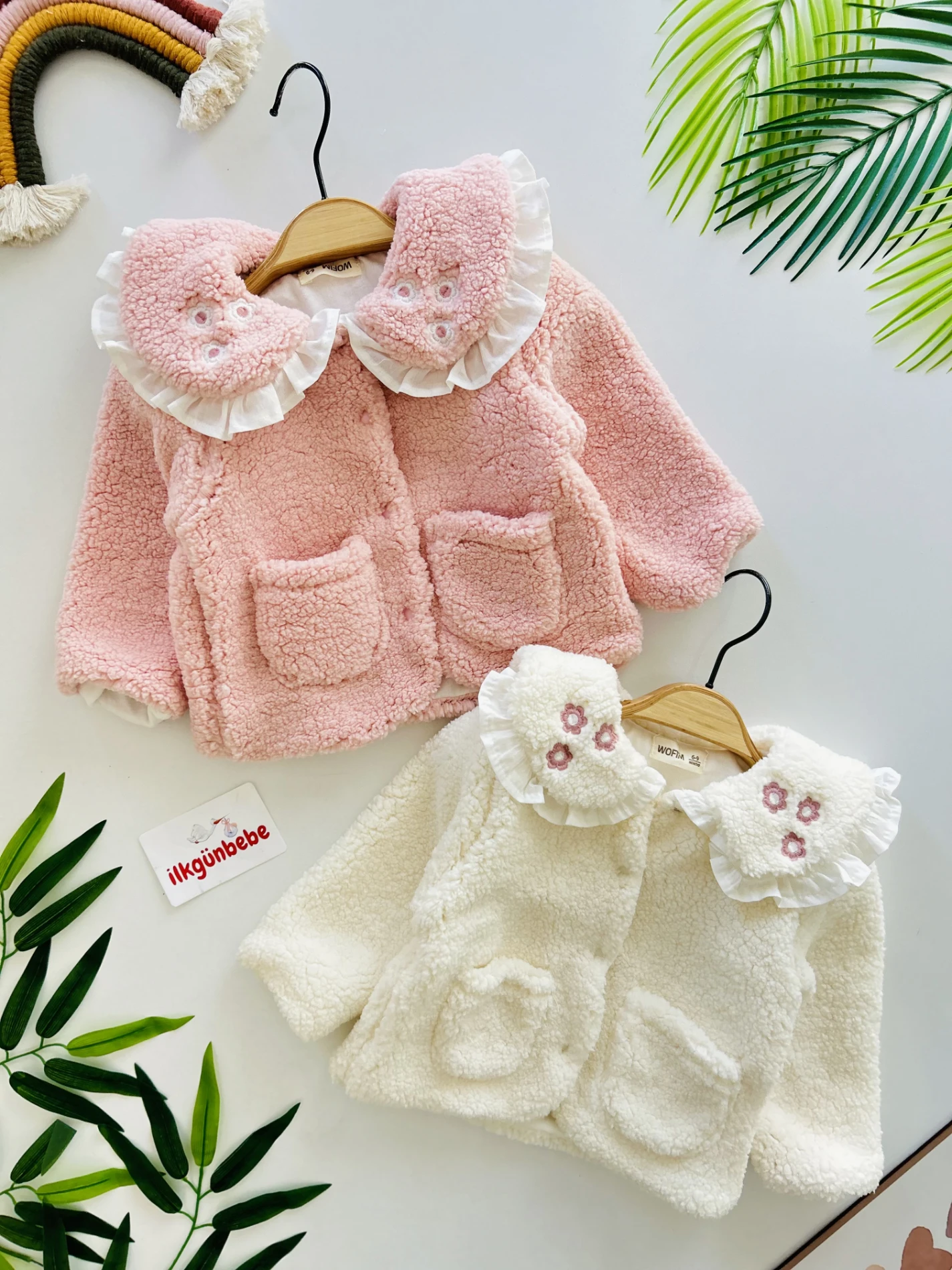 Çiçek Yaka Detaylı Astarlı Premium Kalite Mont