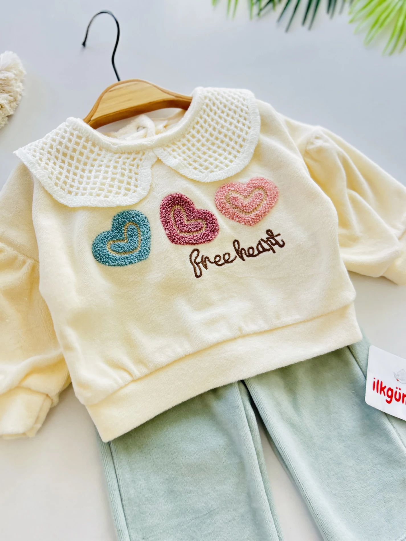 File Bebe Yaka Detaylı Kadife Kumaş Kışlık 2 Parça Takım