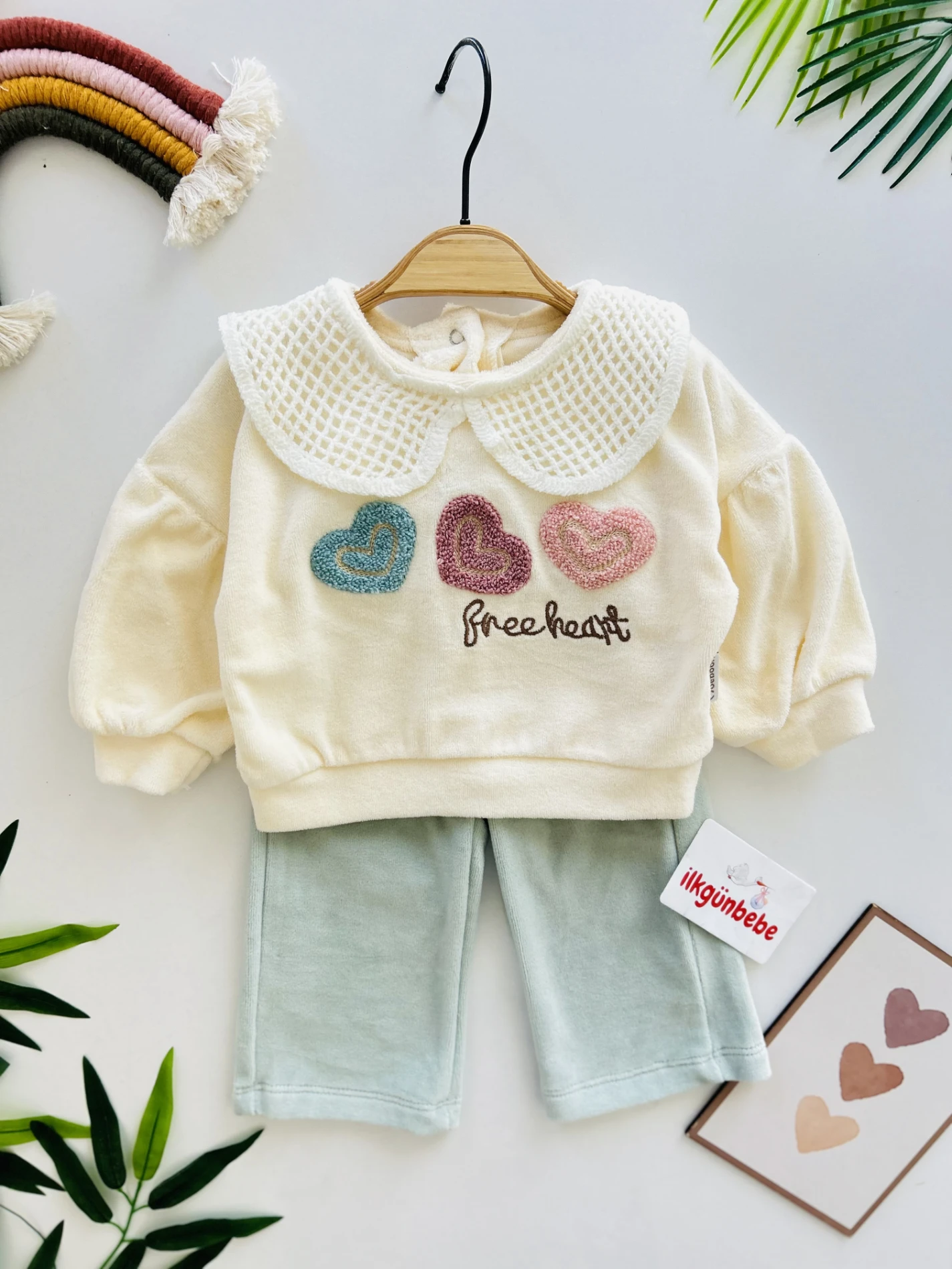 File Bebe Yaka Detaylı Kadife Kumaş Kışlık 2 Parça Takım