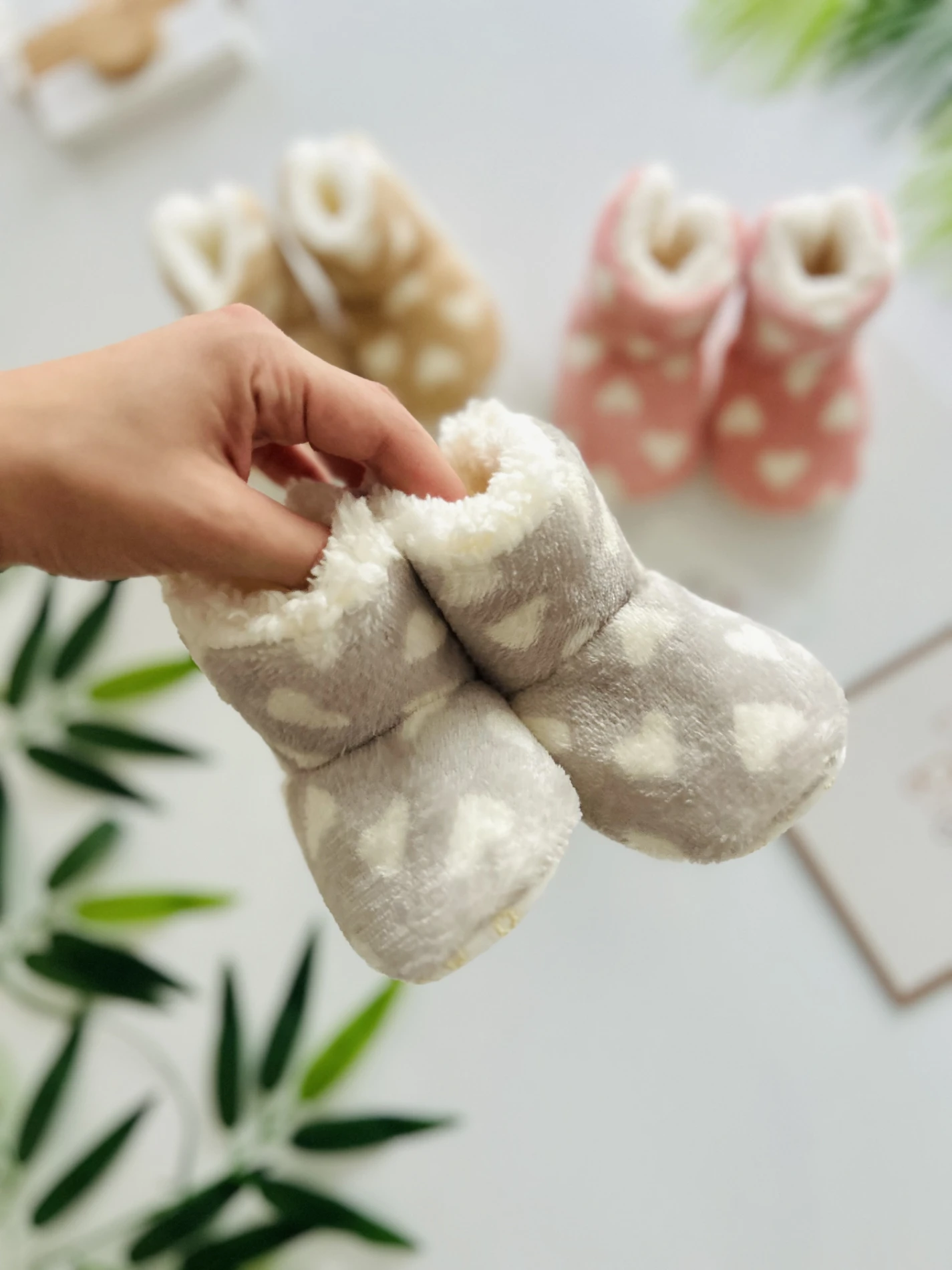 Kalp Desenli Peluş Panduf