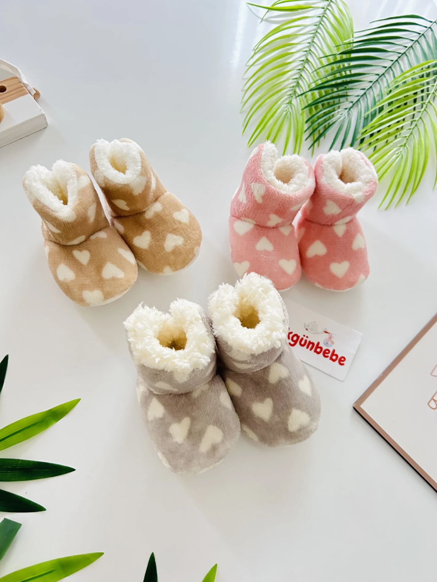 Kalp Desenli Peluş Panduf