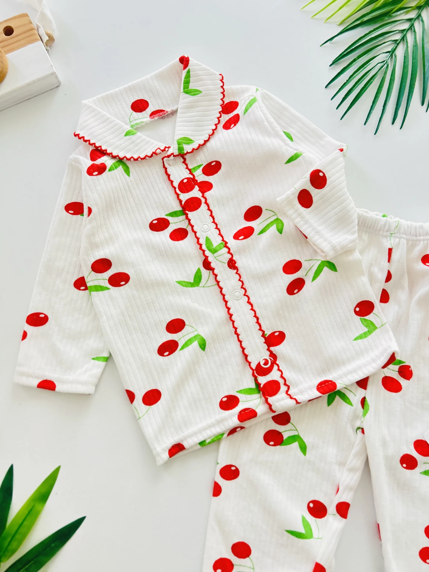 Bebe Yaka Kiraz Pijama