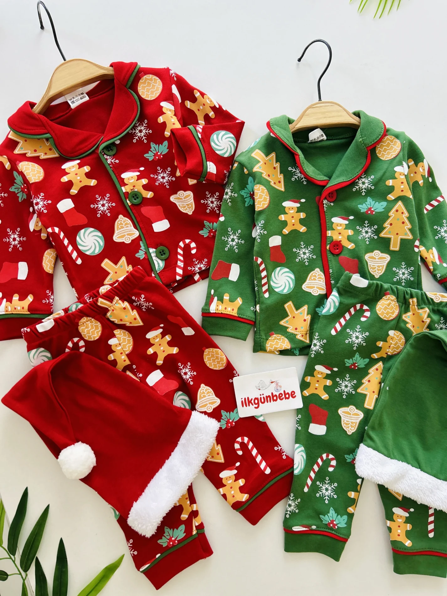 Bebe Yaka Yılbaşı Temalı %100 Pamuk Ponpon Şapkalı 3’lü Takım