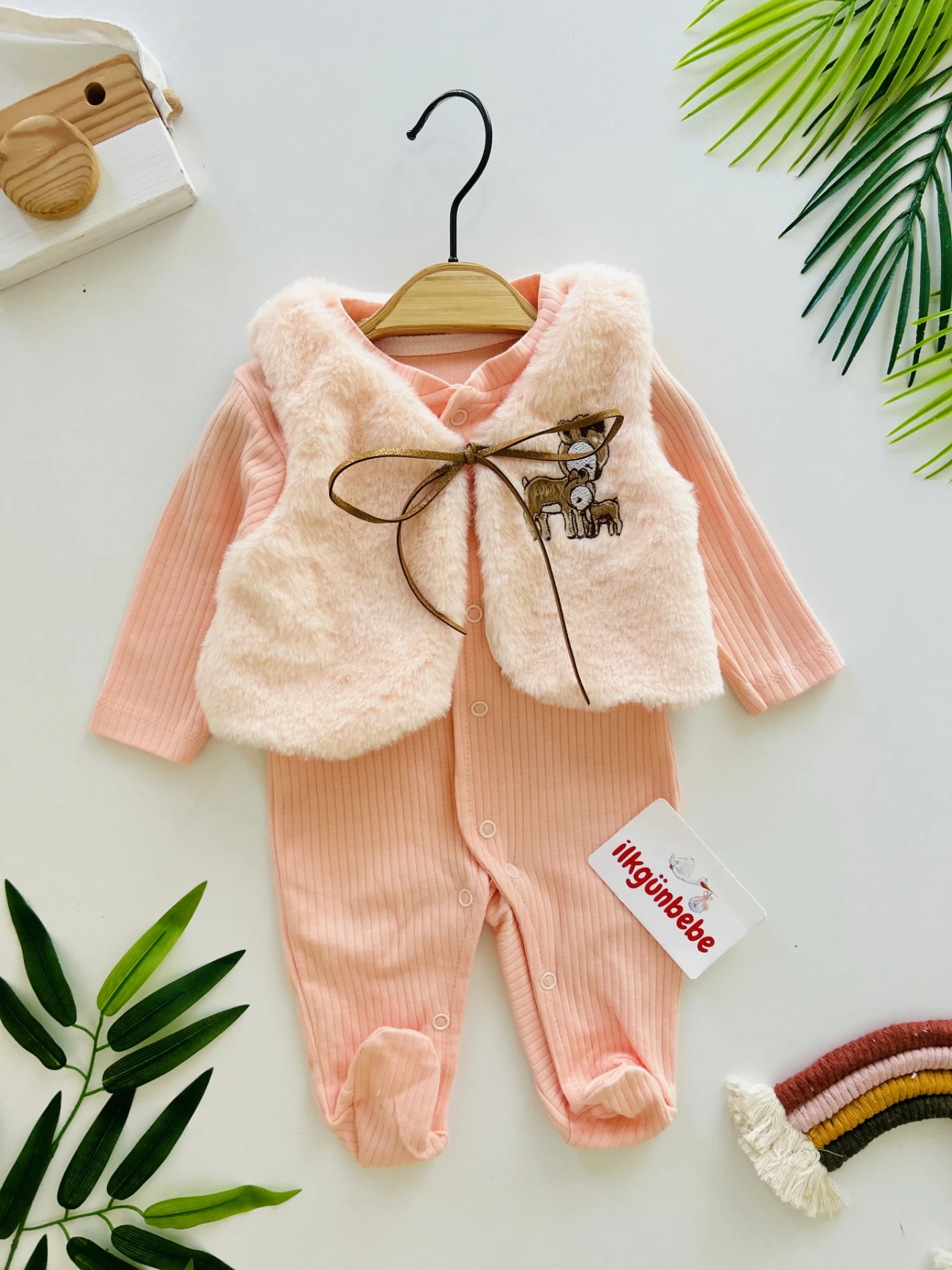 Geyik Desenli Peluş Yelekli 2’li Tulum Set