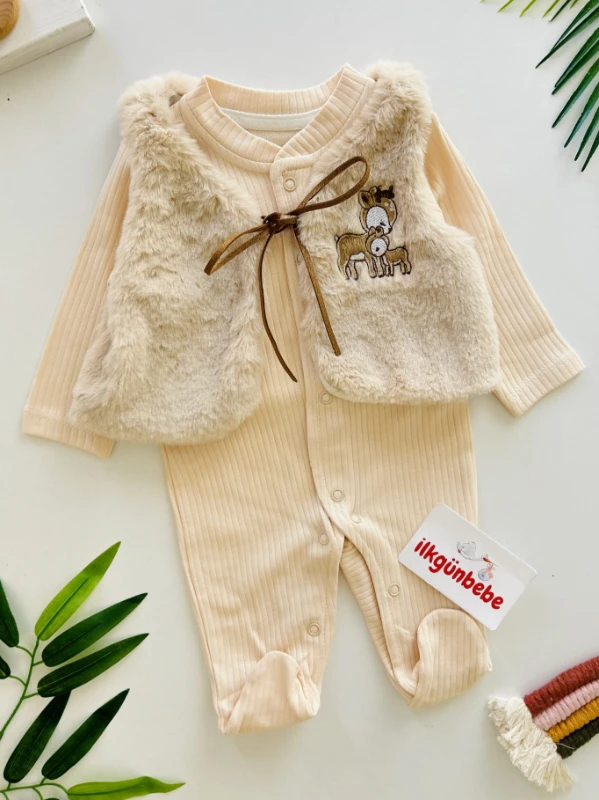 Geyik Desenli Peluş Yelekli 2’li Tulum Set