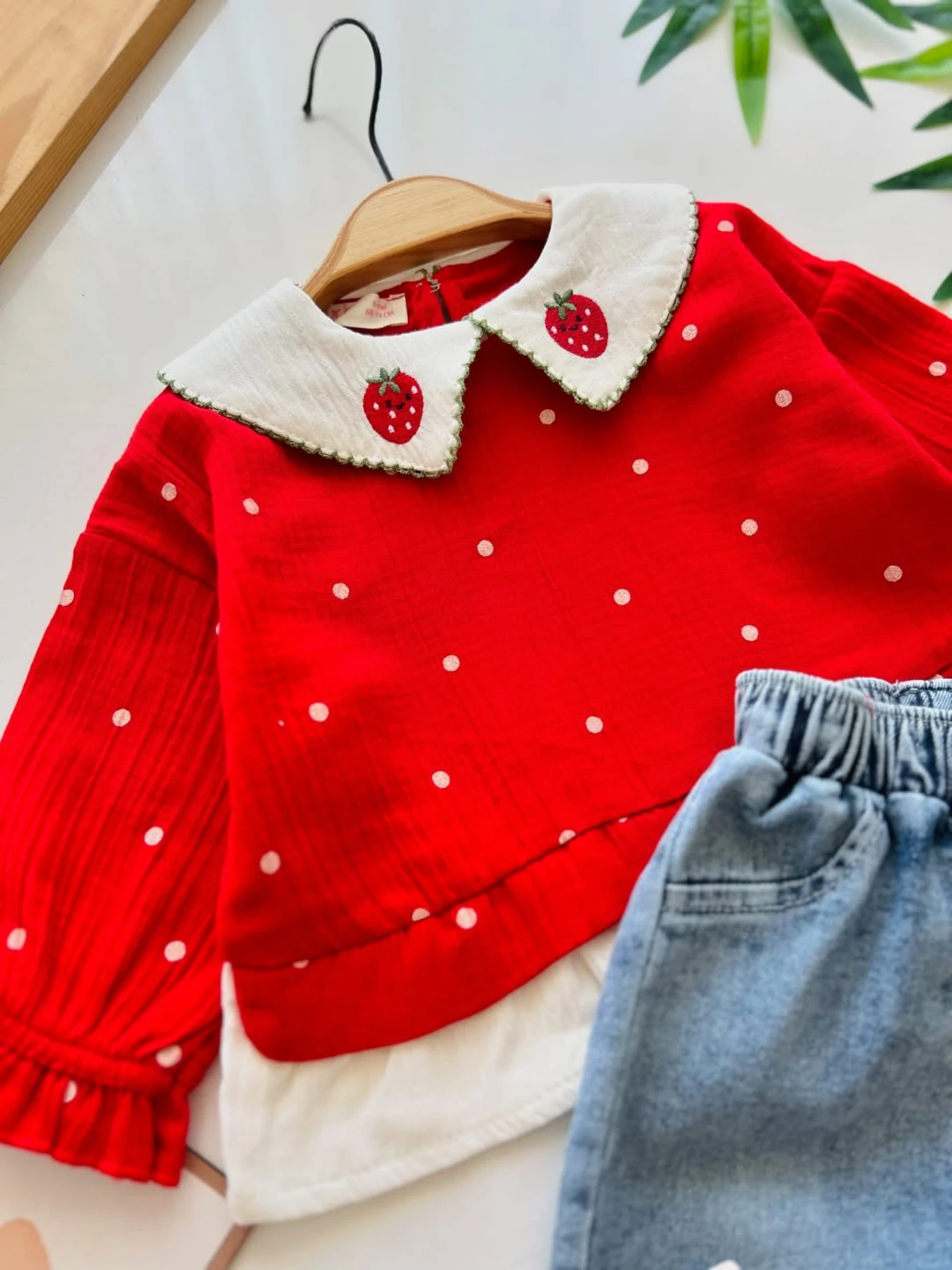 Çilek Yakalı Müslin Kumaş Sweatli Kot Pantalonlu Premium Kalite Takım