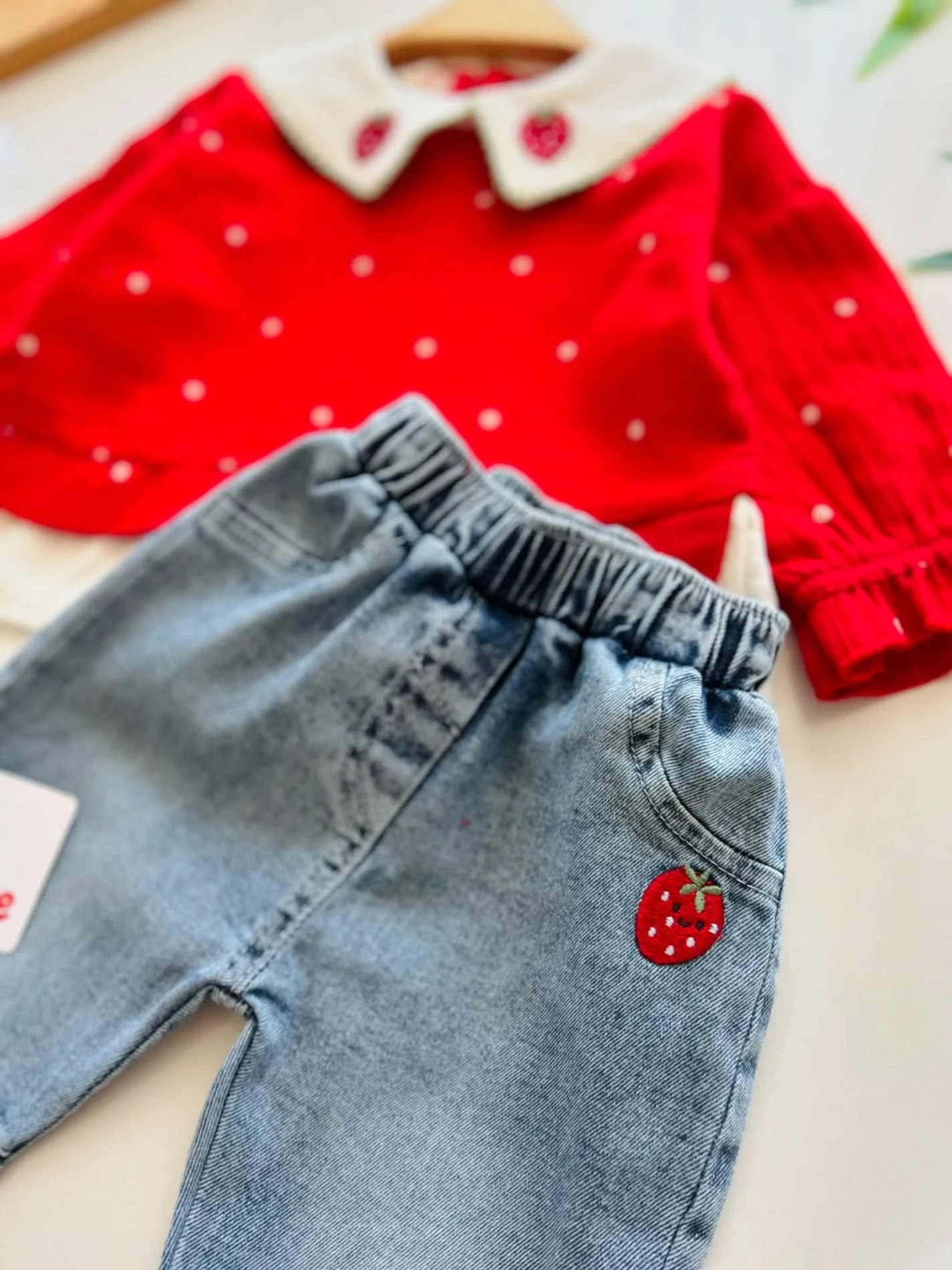 Çilek Yakalı Müslin Kumaş Sweatli Kot Pantalonlu Premium Kalite Takım