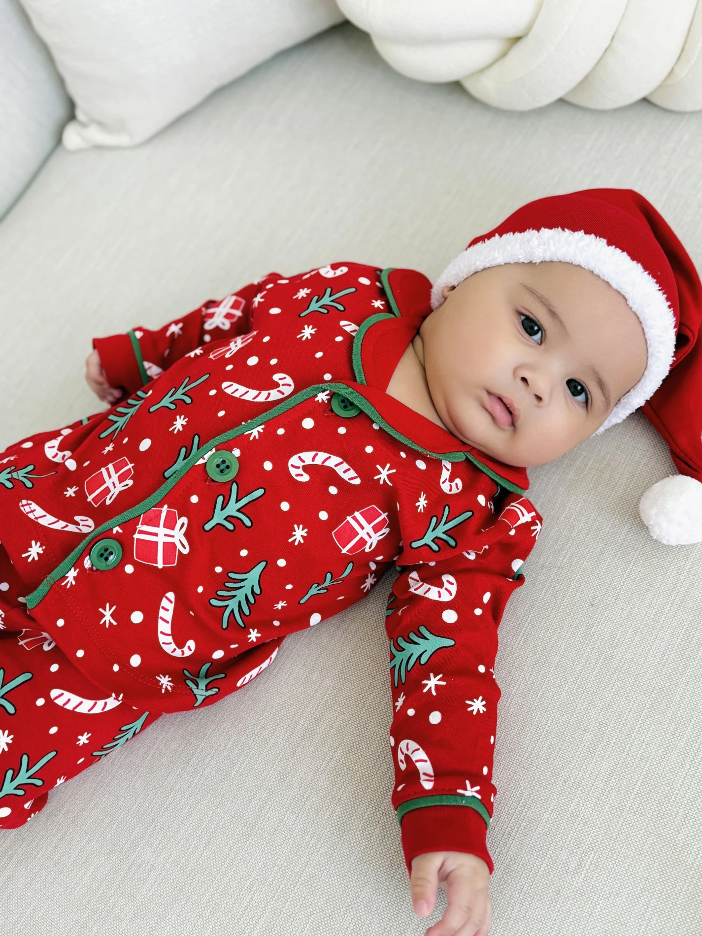 Bebe Yaka Yılbaşı Temalı %100 Pamuk Ponpon Şapkalı 3’lü Takım