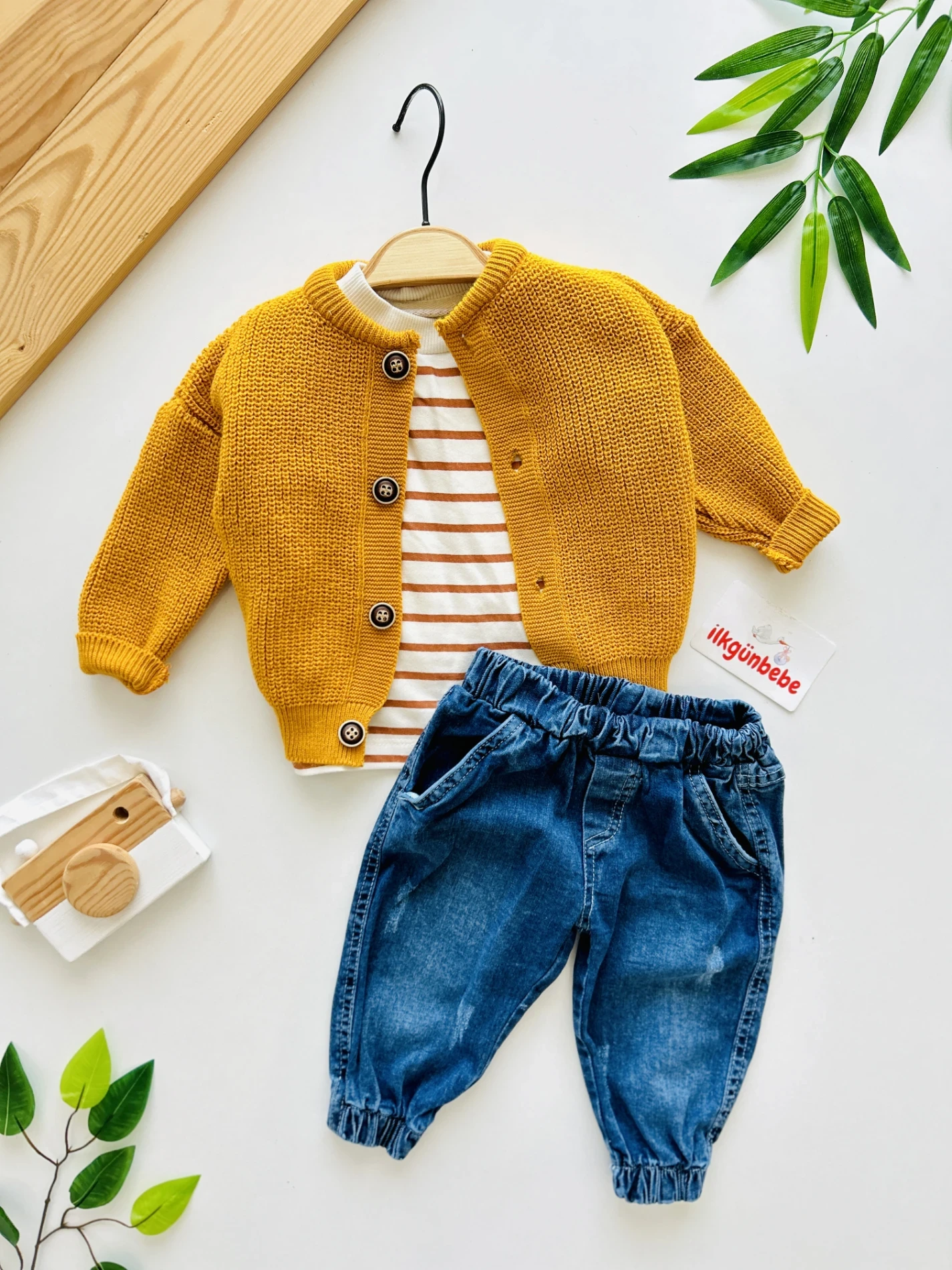 Triko Hırkalı Likralı Yumuşacık Organik Kot Pantalonlu Omuzdan Çıtçıtlı Badili 3’lü Premium Kalite Takım