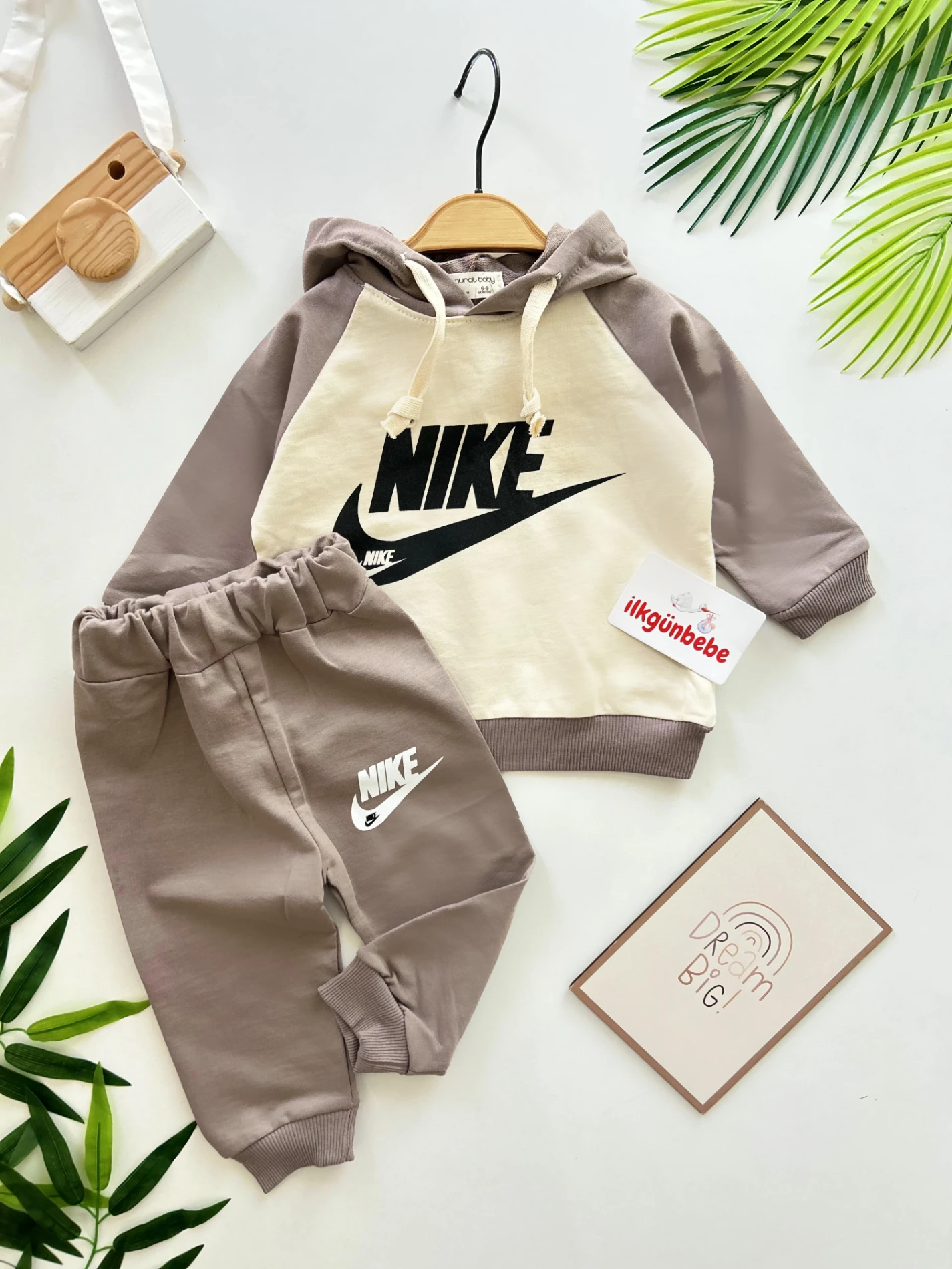 Marka Kapüşonlu 2’li Mevsimlik Takım